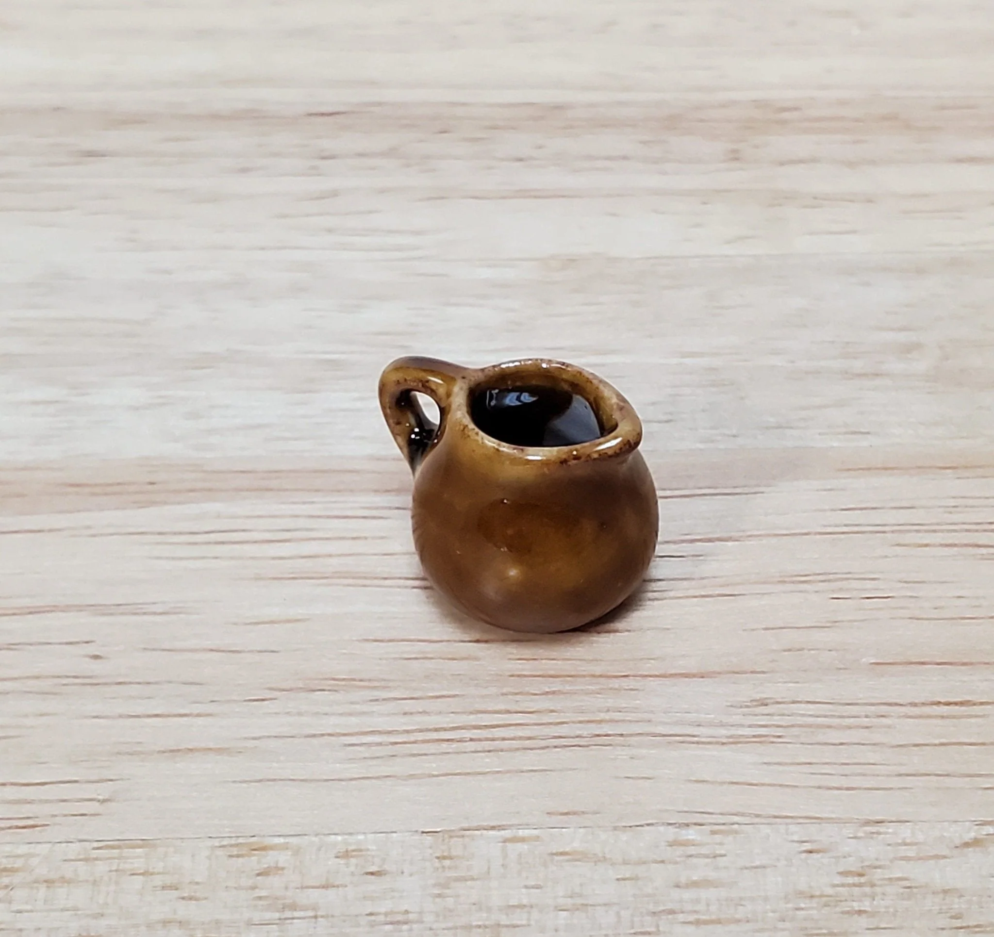 Dollhouse Pitcher Brown Ceramic with Handle 1:12 Scale Miniature Kitchen