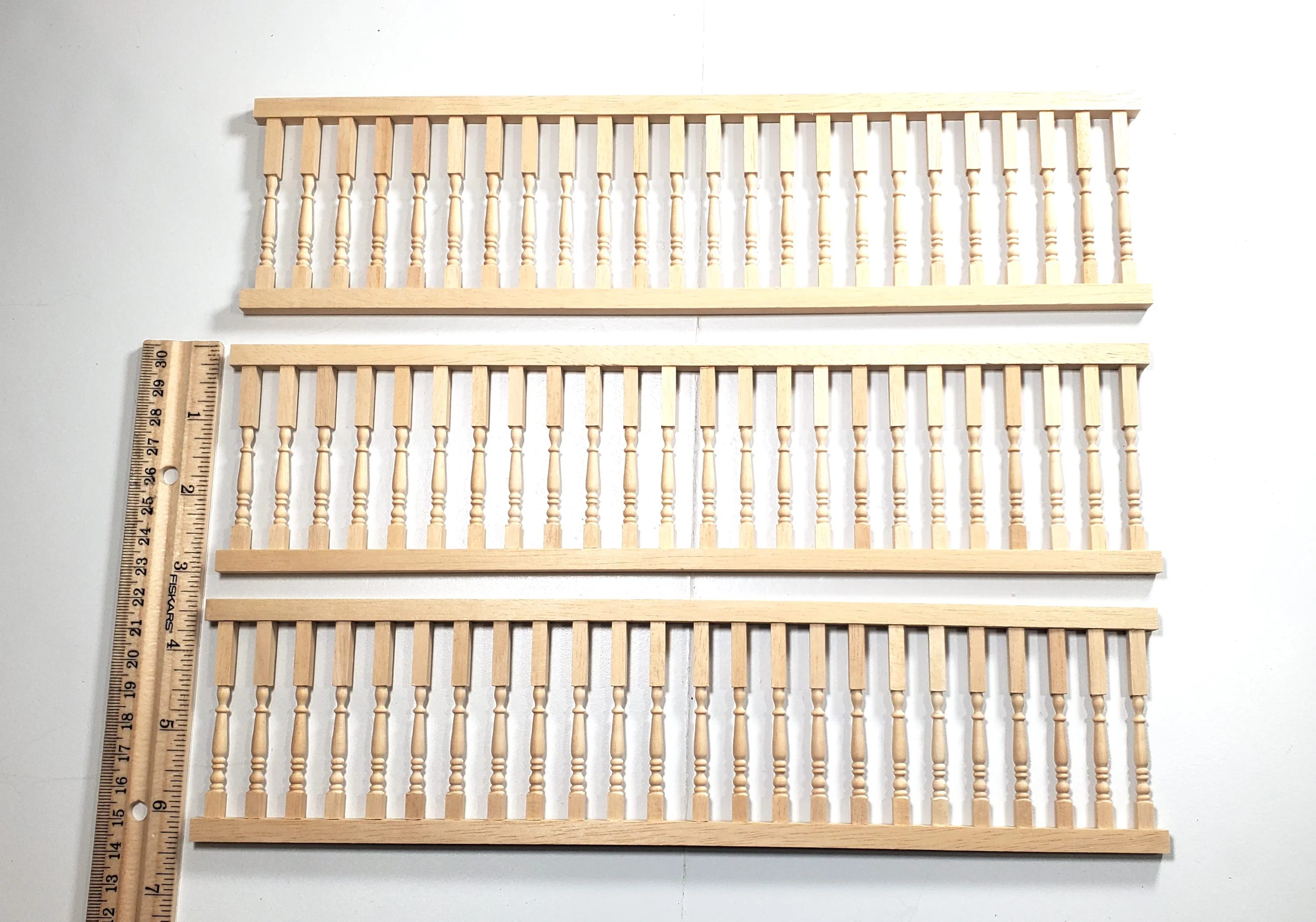 Dollhouse Porch Railing x3 Pieces Widow's Walk 1:12 Scale Houseworks #53032 - Image 4