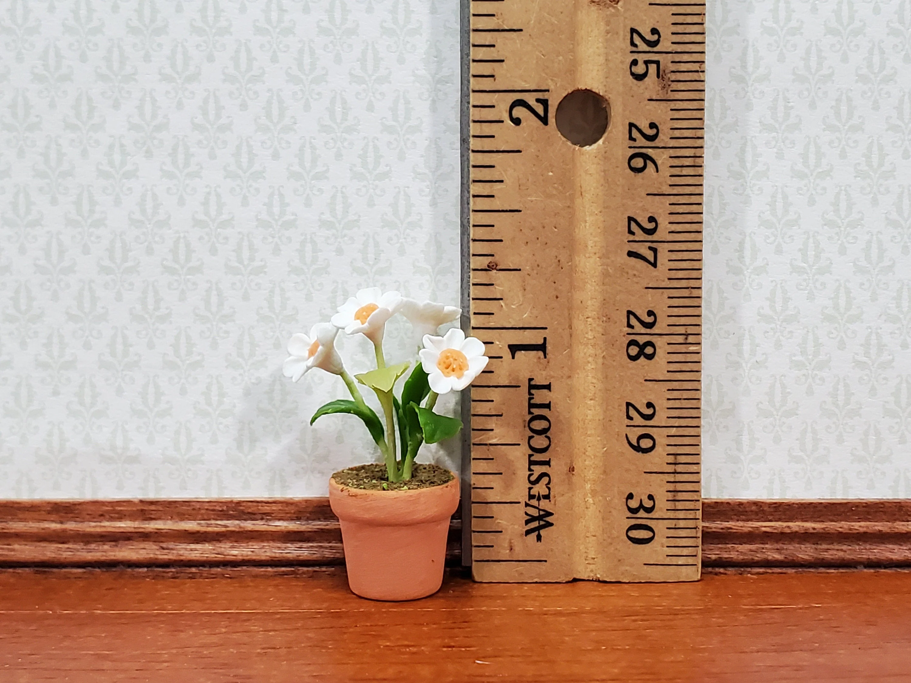 Dollhouse Potted Flowers White Daisy Plant 1:12 Scale Houseplant Garden in Terra Cotta Pot - Image 3