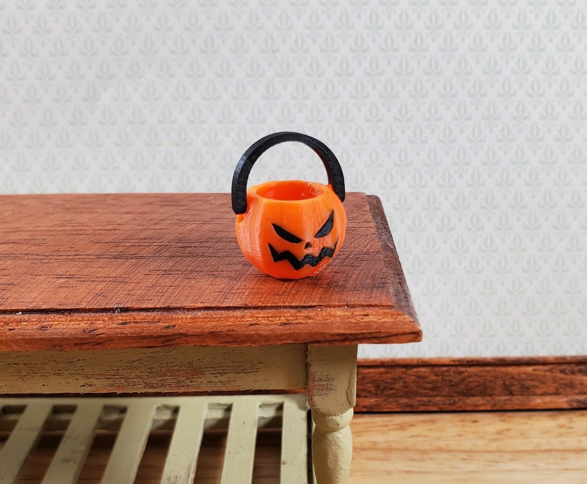 Dollhouse Pumpkin Candy Bucket for Halloween 1:12 Scale Miniature Jack O Lantern