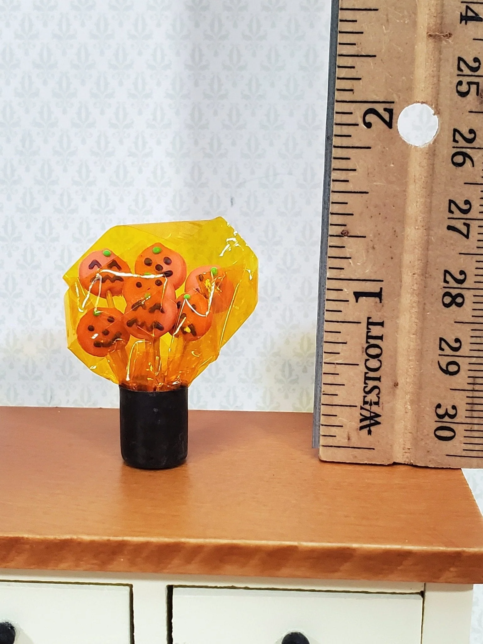 Dollhouse Pumpkin Lollipops on Sticks Halloween Dessert 1:12 Scale Miniature Food Sucker - Image 2