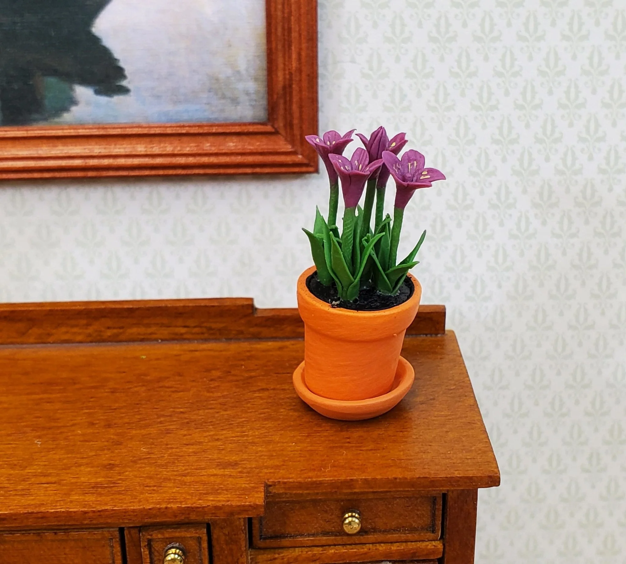 Dollhouse Purple Flowers Lilies in Terra Cotta Planter Pot 1:12 Scale Garden Flowers by Falcon Miniatures
