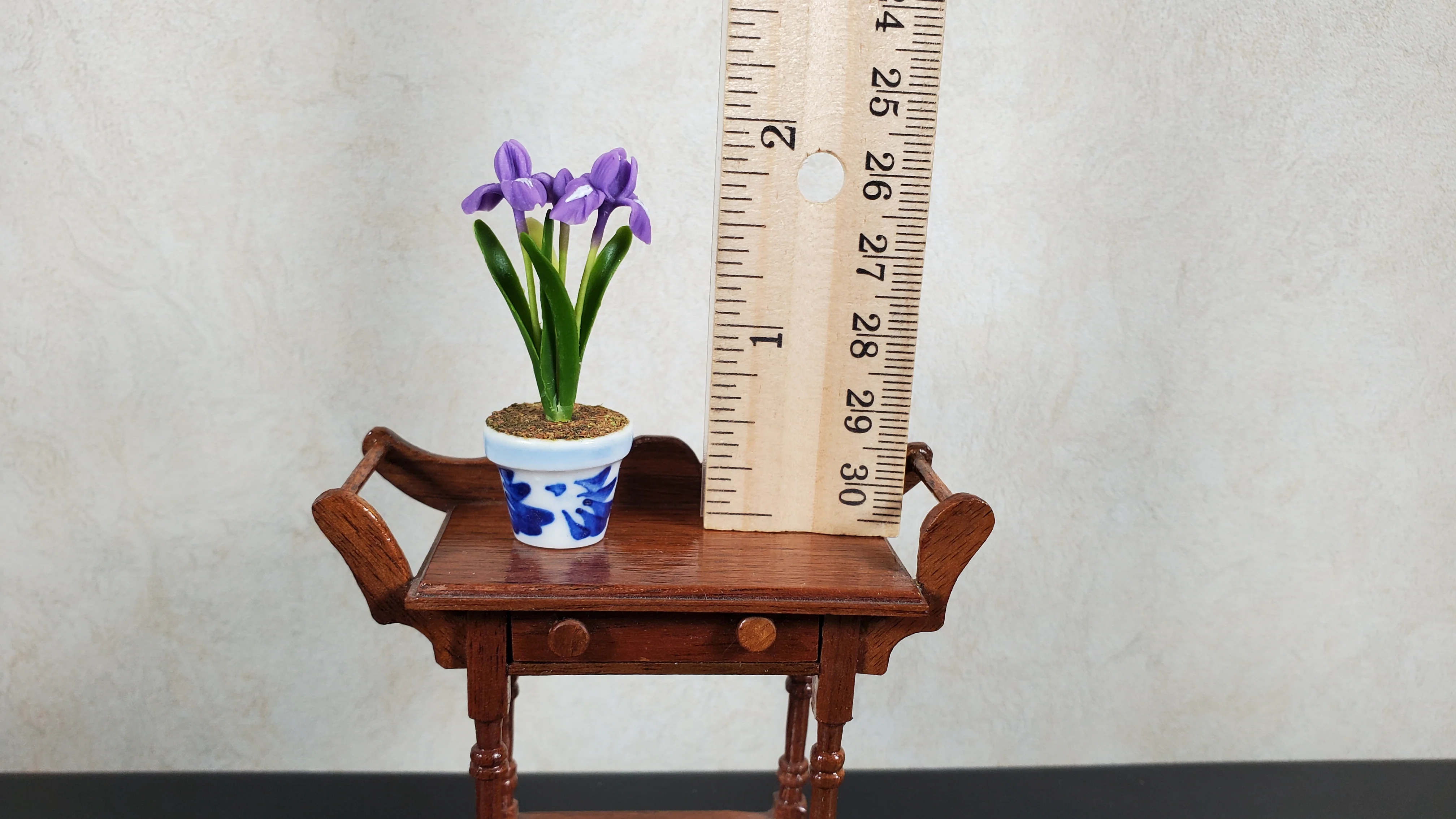 Dollhouse Purple Irises in Blue & White Planter 1:12 Scale Miniature Houseplant - Image 2