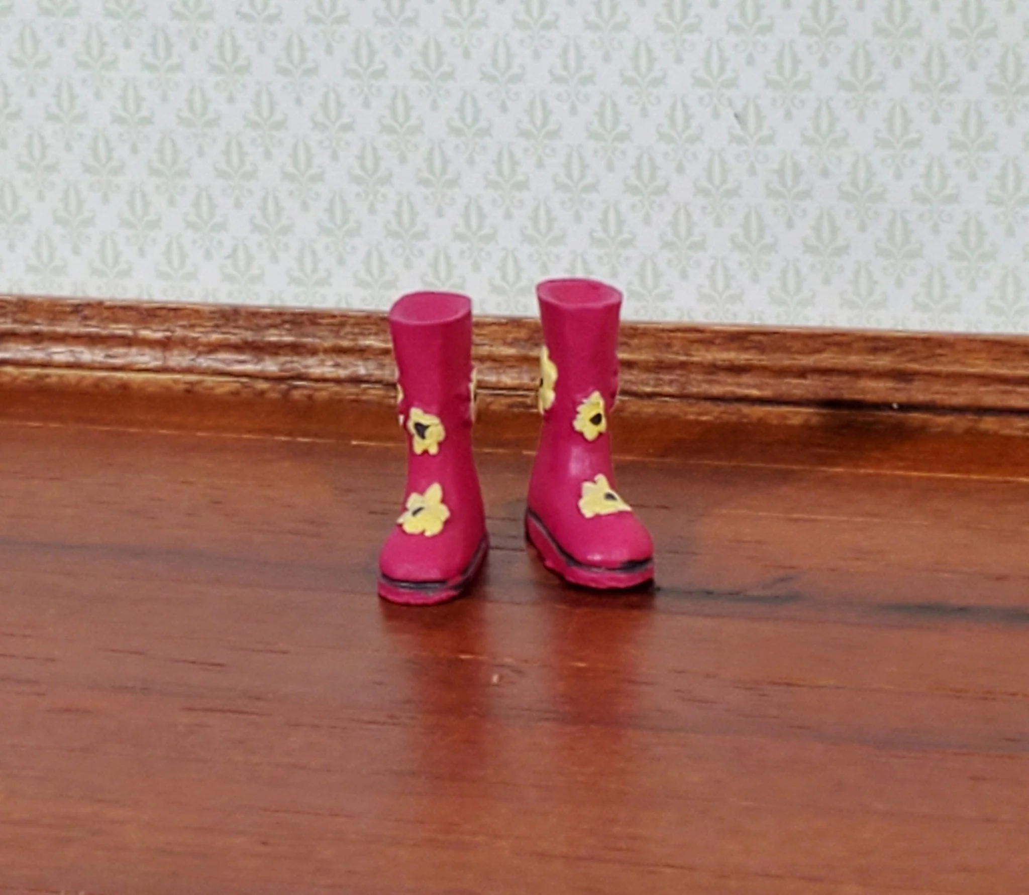 Dollhouse Rain Boots Wellies Pink with Flowers Resin 1:12 Scale Miniatures - Image 2