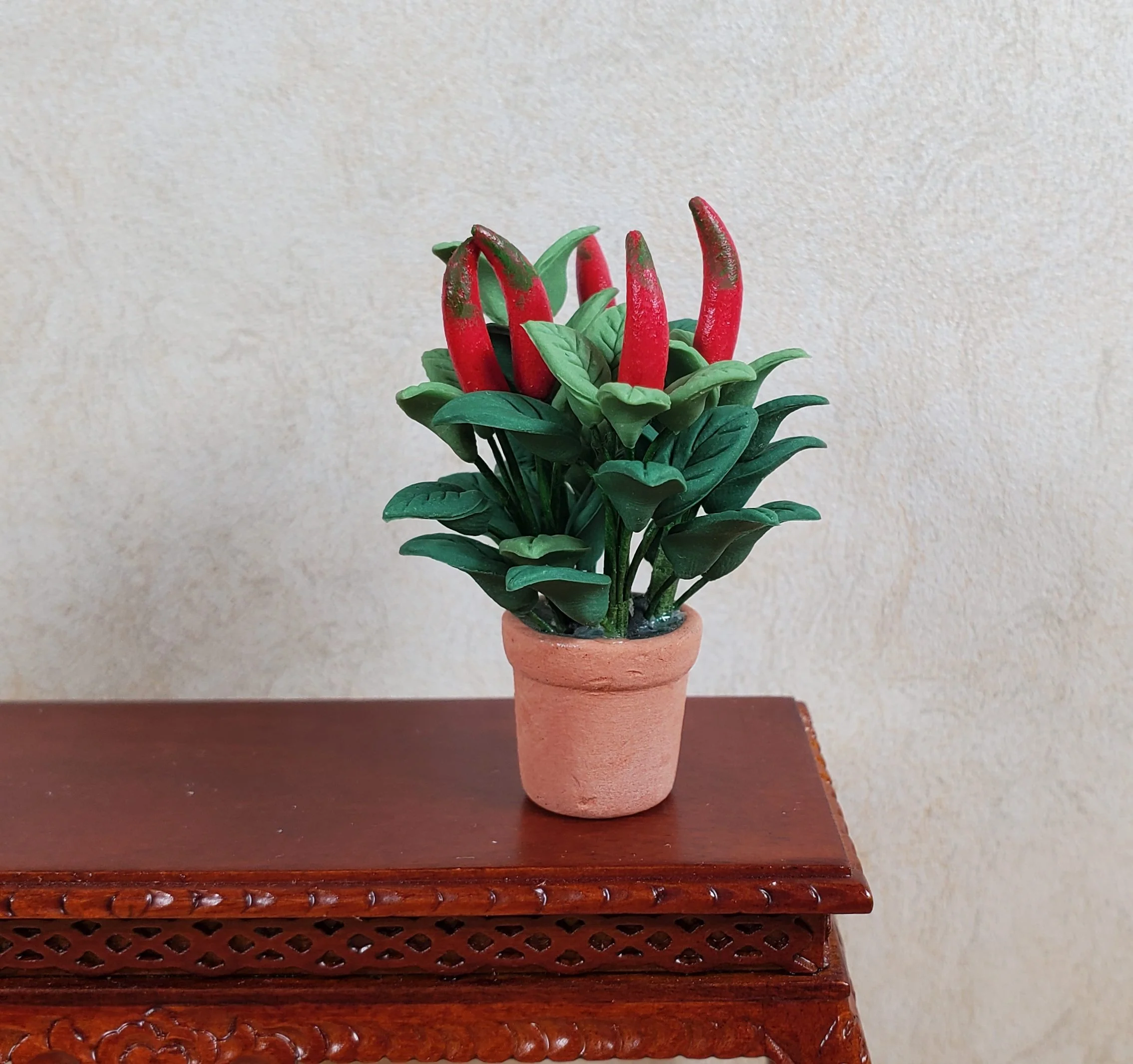 Dollhouse Red Chili Plant in a Terra Cotta Pot 1:12 Scale Miniature Houseplant - Image 2