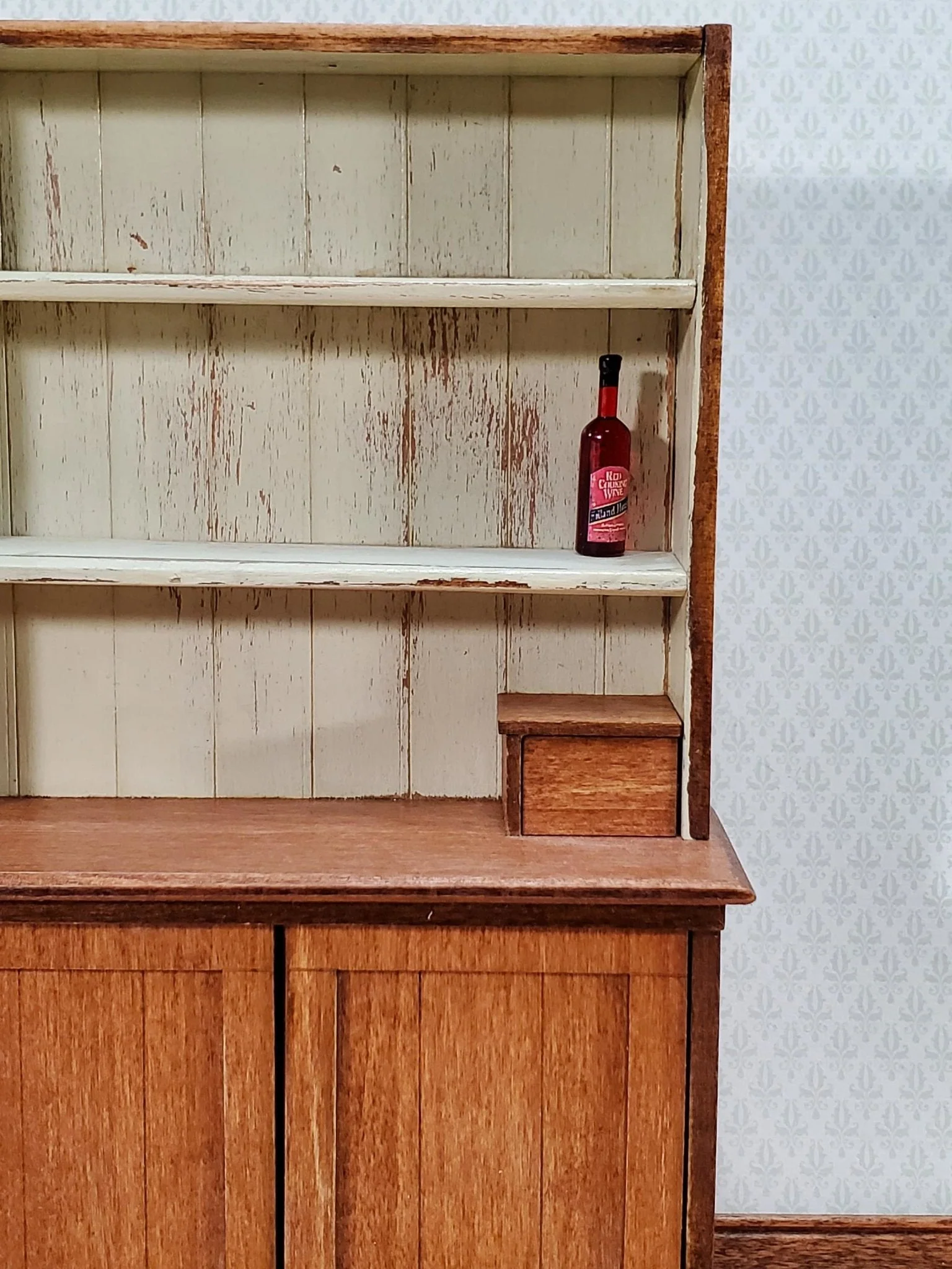 Dollhouse Red Cooking Wine Bottle 1:12 Scale Miniature Kitchen 1" Tall - Image 3