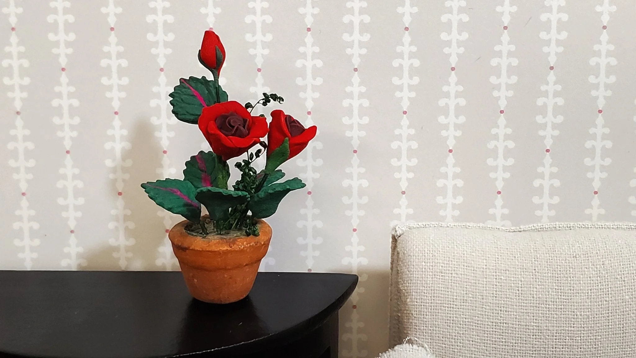 Dollhouse Red Roses Flowers Potted in Terra Cotta Pot 1:12 Scale Miniature Plant - Image 2