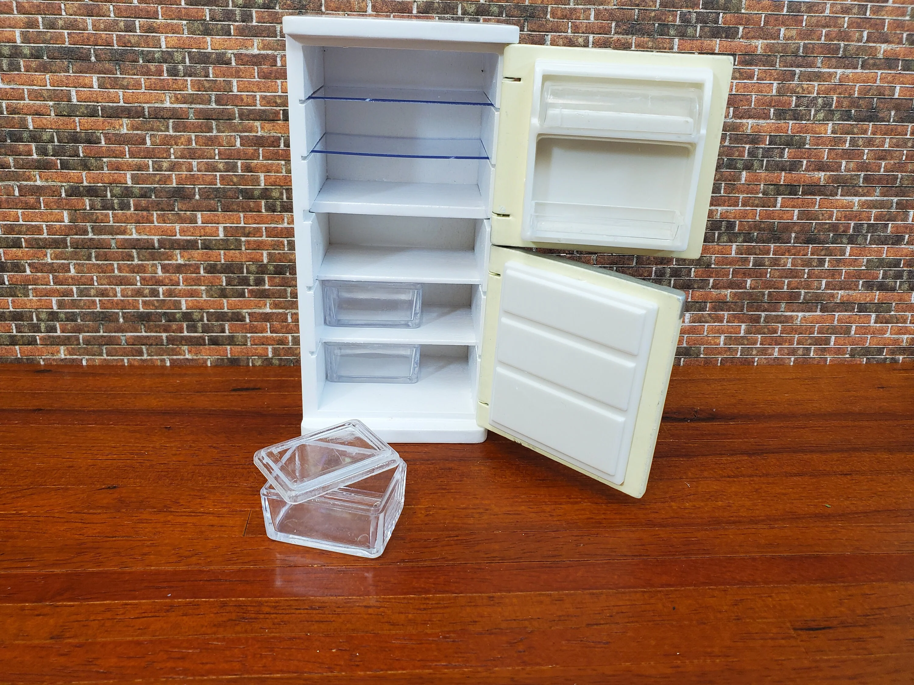 Dollhouse Refrigerator 2 Door Fridge Cream & White Retro Style 1:12 Scale Wood Furniture - Image 8