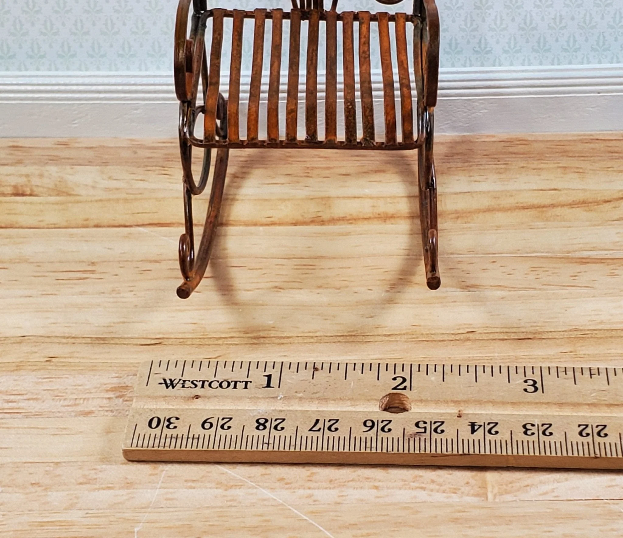 Dollhouse Rocking Chair for Patio Distressed Metal 1:12 Scale Fairy Garden - Image 6