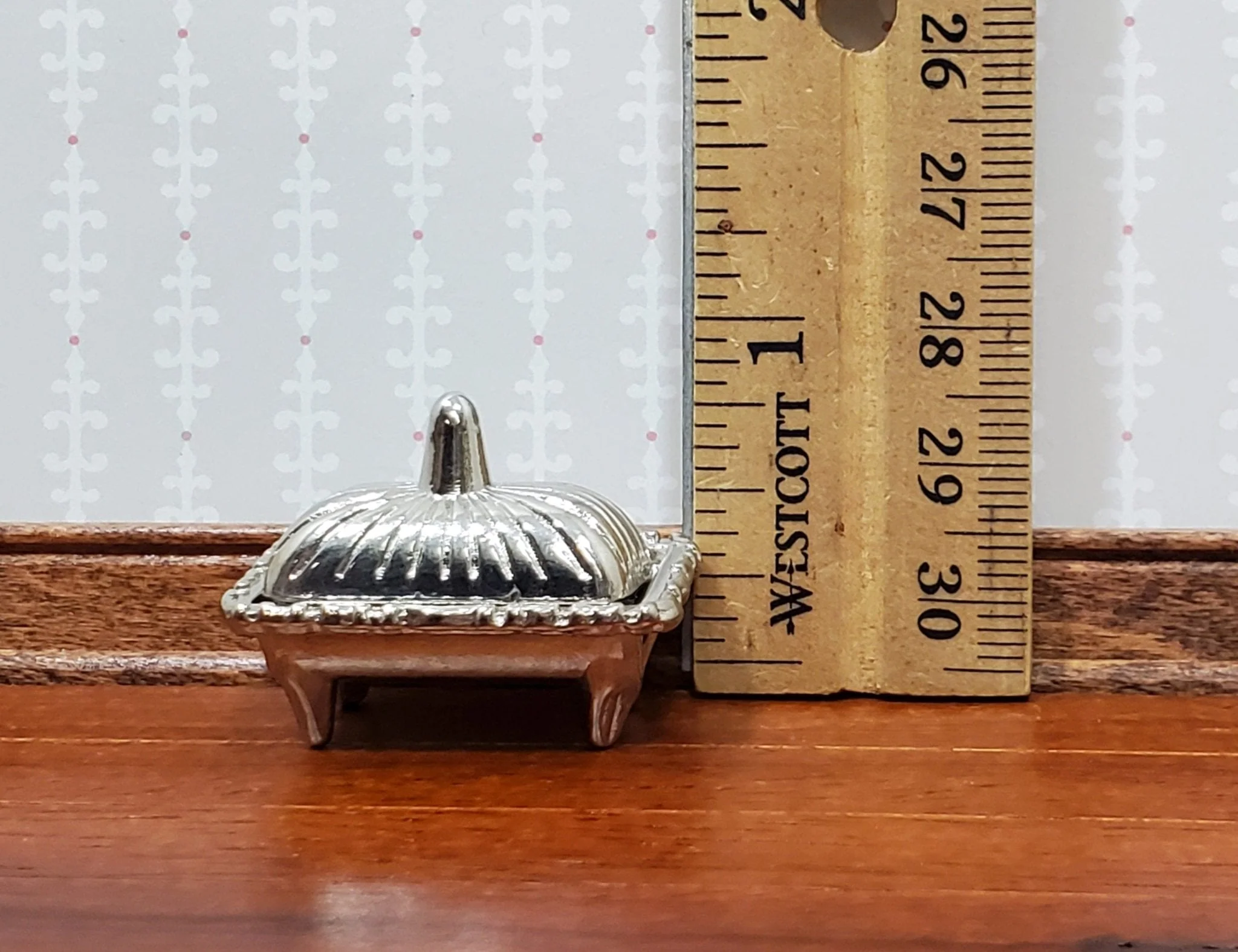 Dollhouse Serving Dish with Cover Metal Silver Finish 1:12 Scale Miniature Kitchen - Image 3