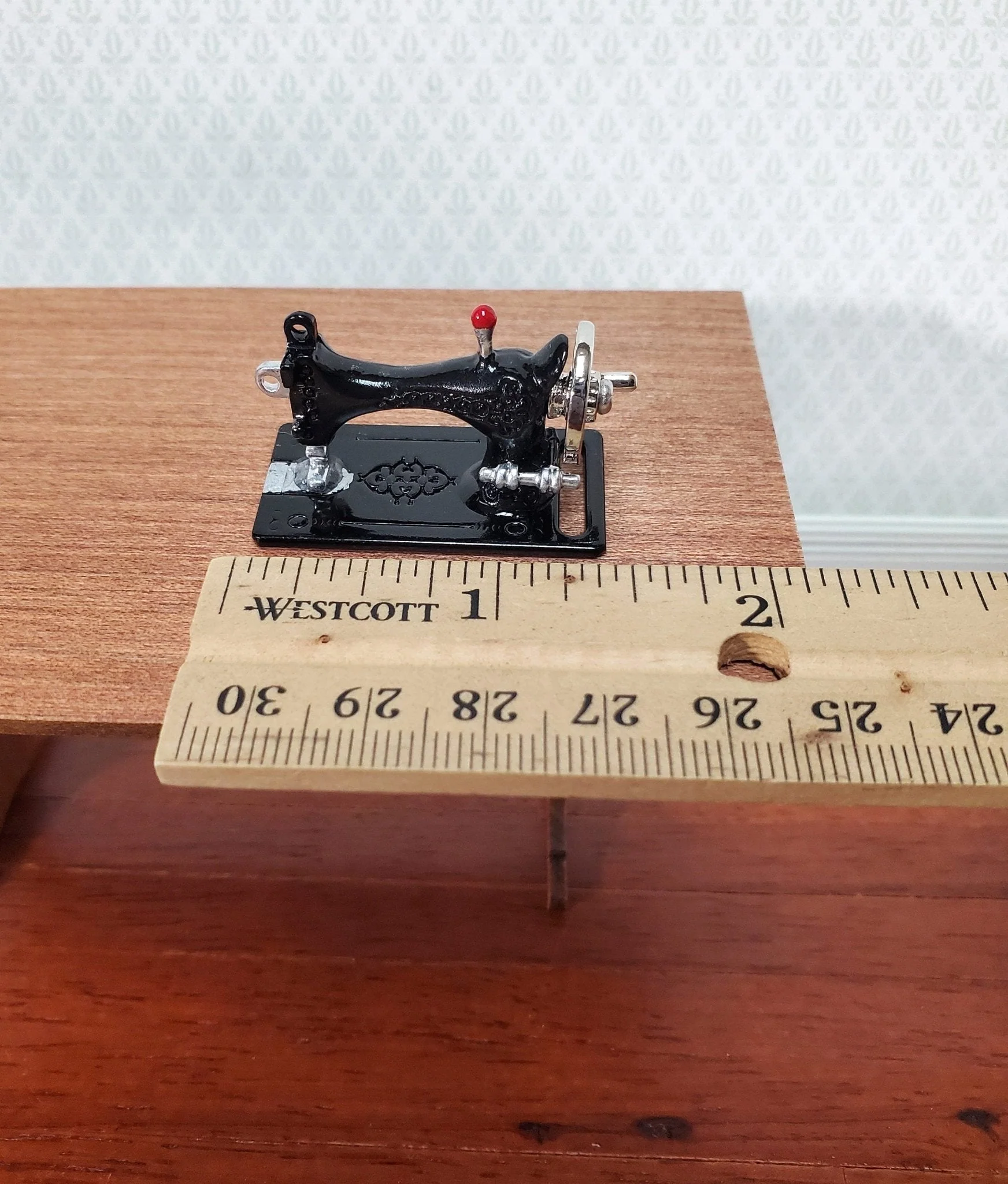 Dollhouse Sewing Machine Vintage Style Metal 1:12 Scale Miniature Black Silver - Image 4