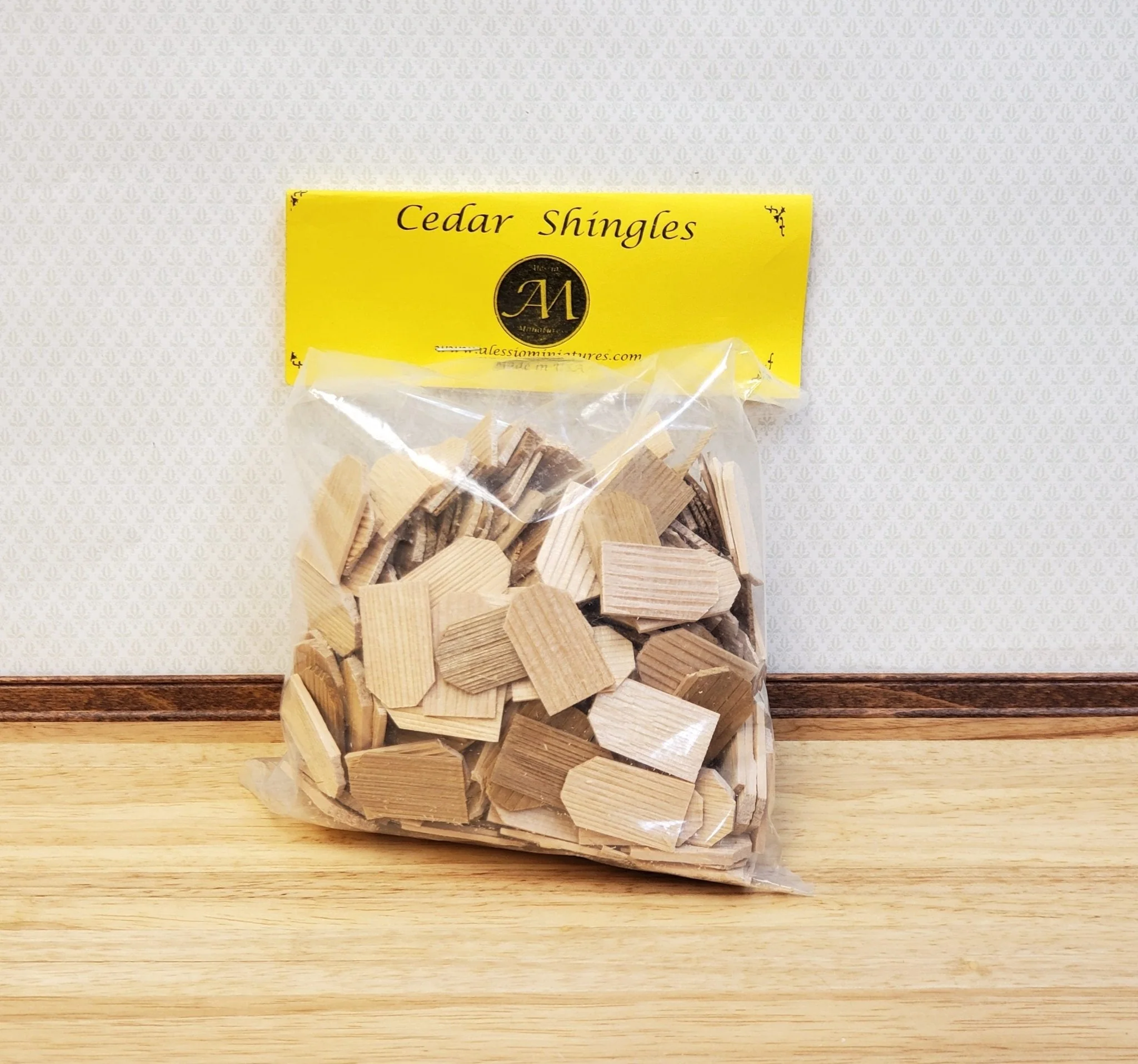 Dollhouse Shingles Cedar Wood Hexagon 1:12 Scale 250 pieces Alessio 51B