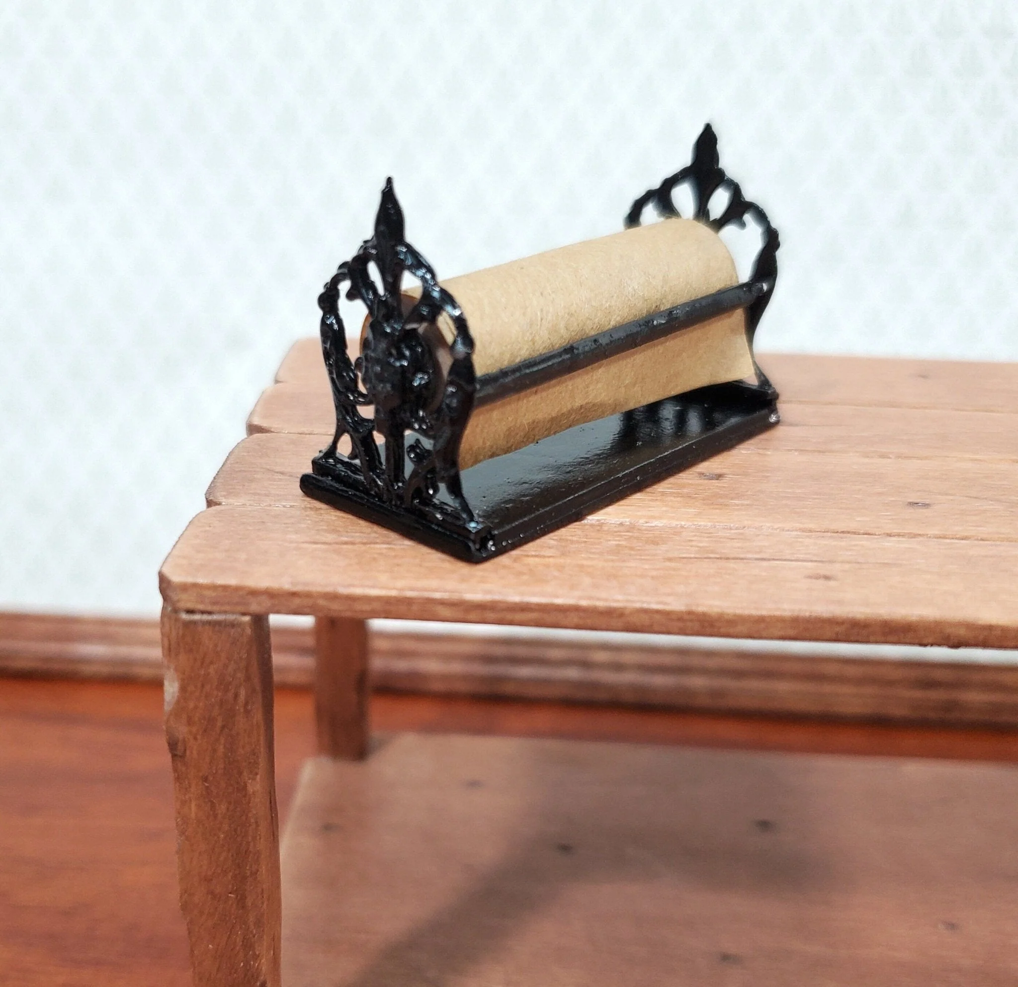 Dollhouse Shop Paper Holder Metal Butcher Cheese Meat 1:12 Scale Accessory