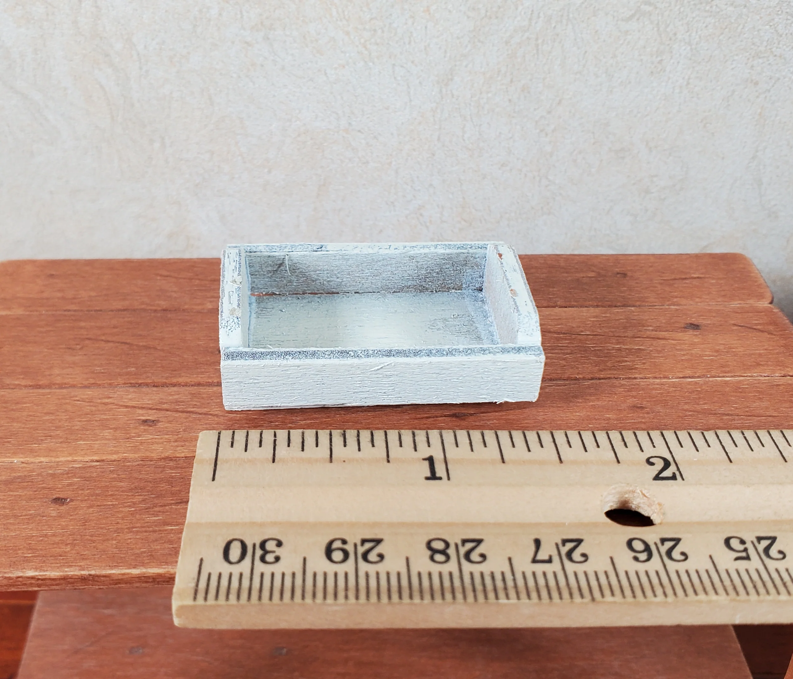 Dollhouse Short Whitewashed Wood Produce Crate 1:12 Scale Dollhouse Miniature - Image 3