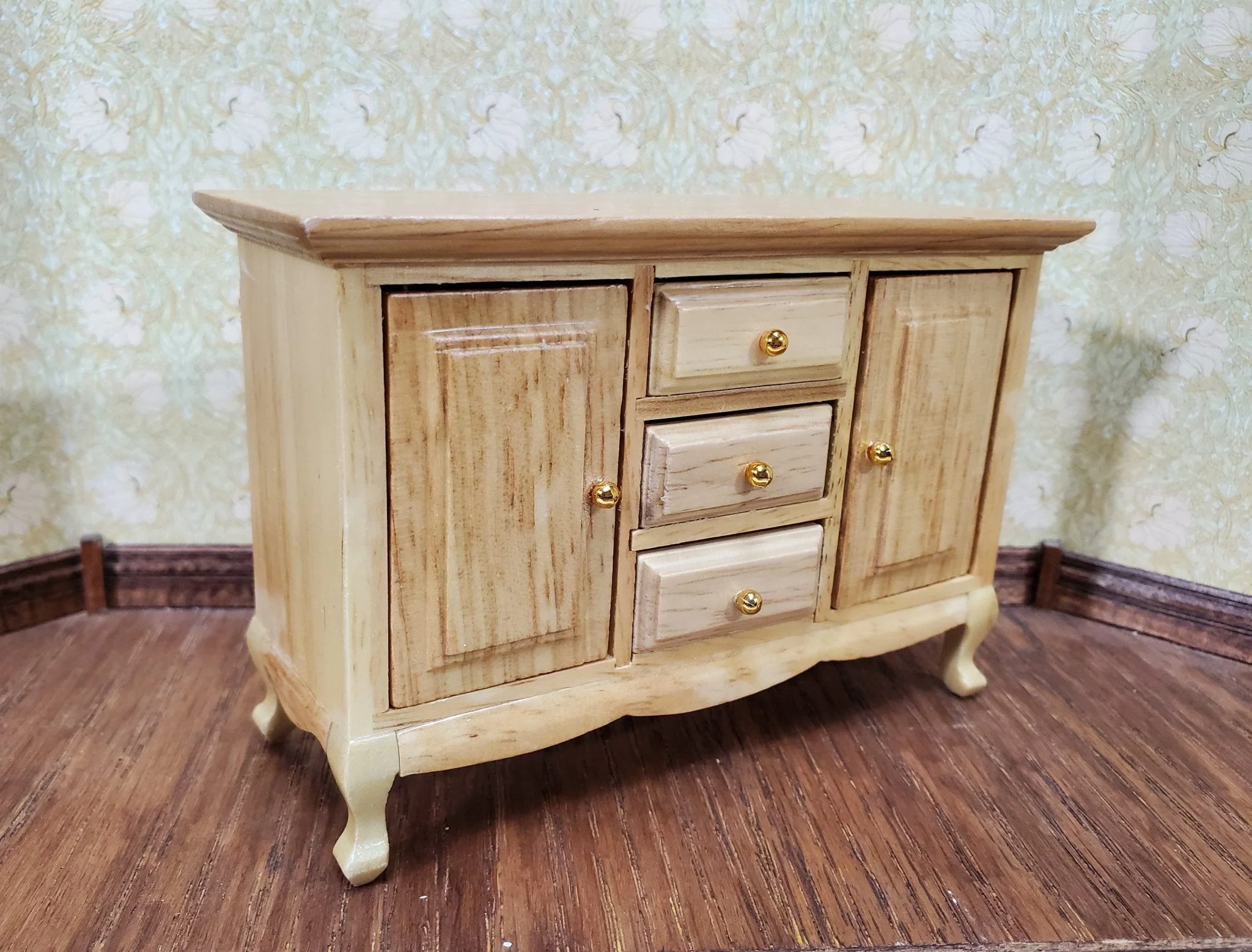 Dollhouse Side Board Buffet Dresser Light Oak Finish 1:12 Scale Furniture