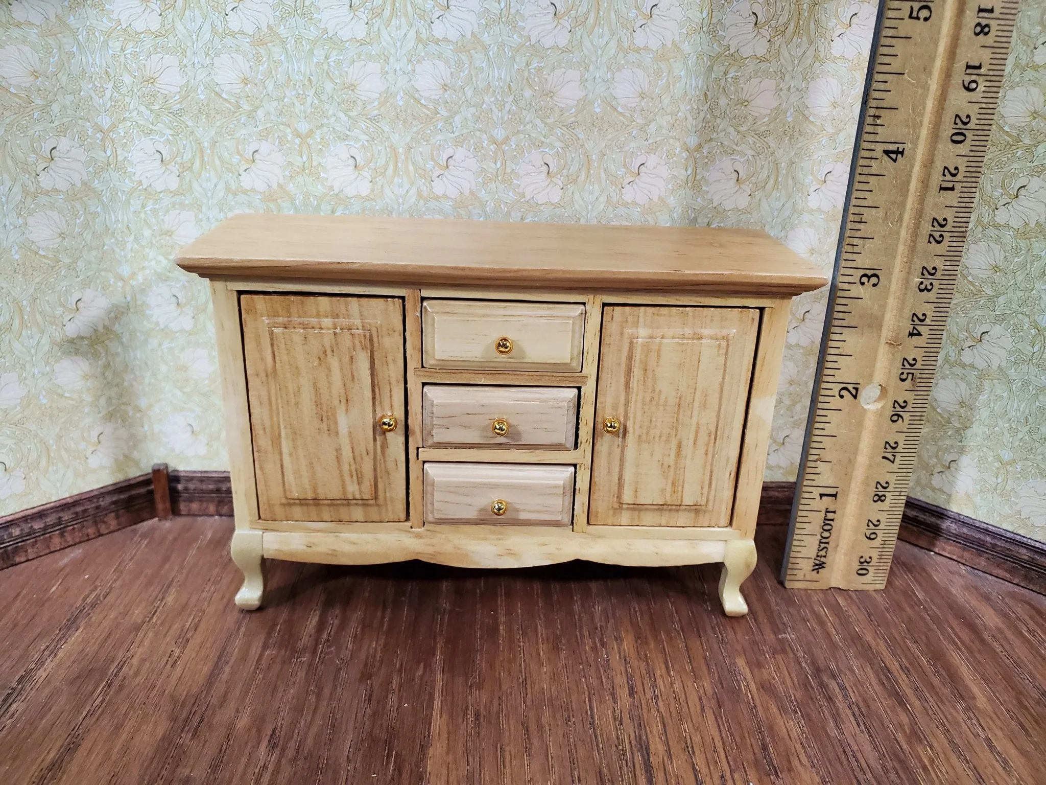 Dollhouse Side Board Buffet Dresser Light Oak Finish 1:12 Scale Furniture - Image 5