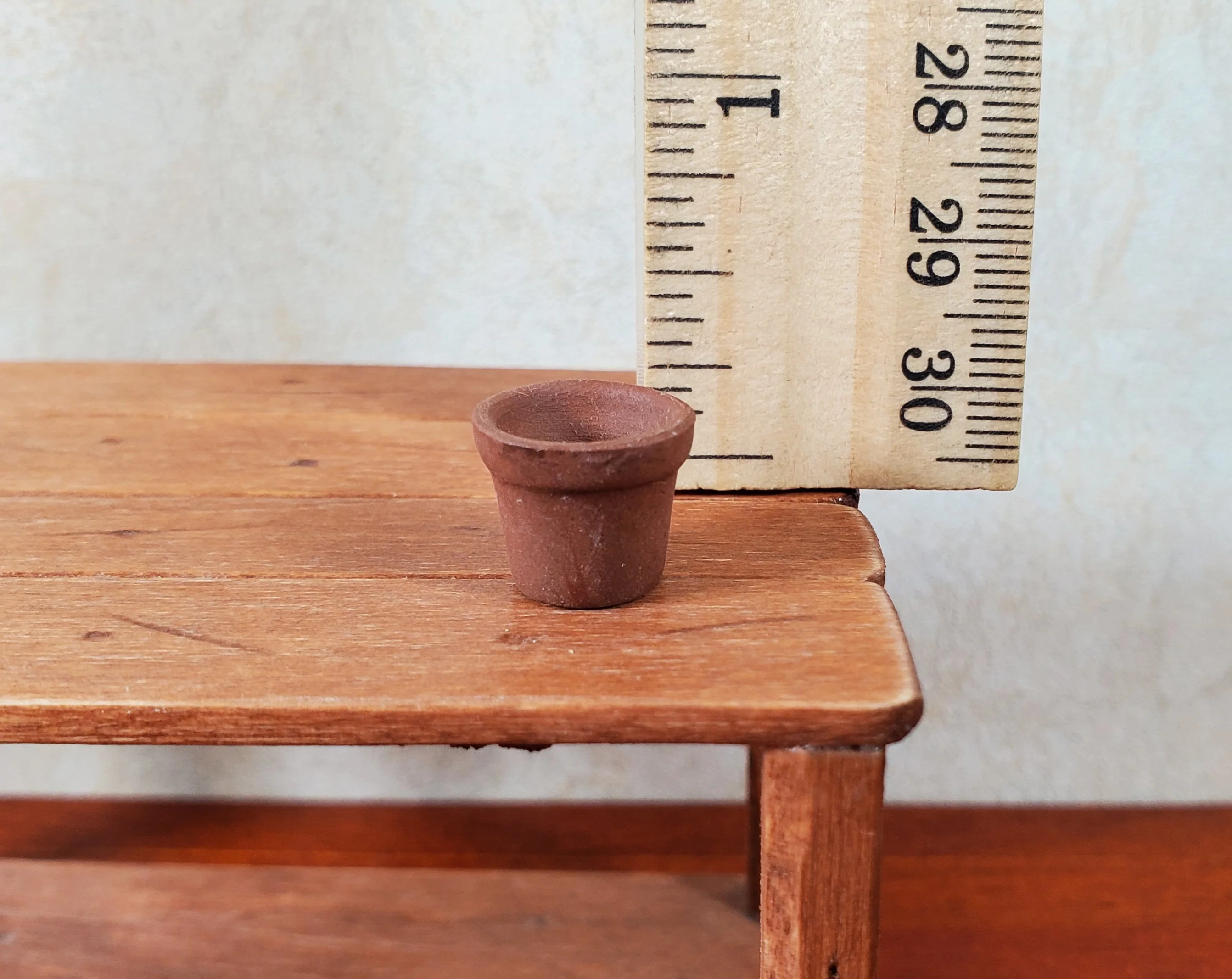 Dollhouse Small Darker Color Terra Cotta Pot 1:12 Scale Miniature - Image 3