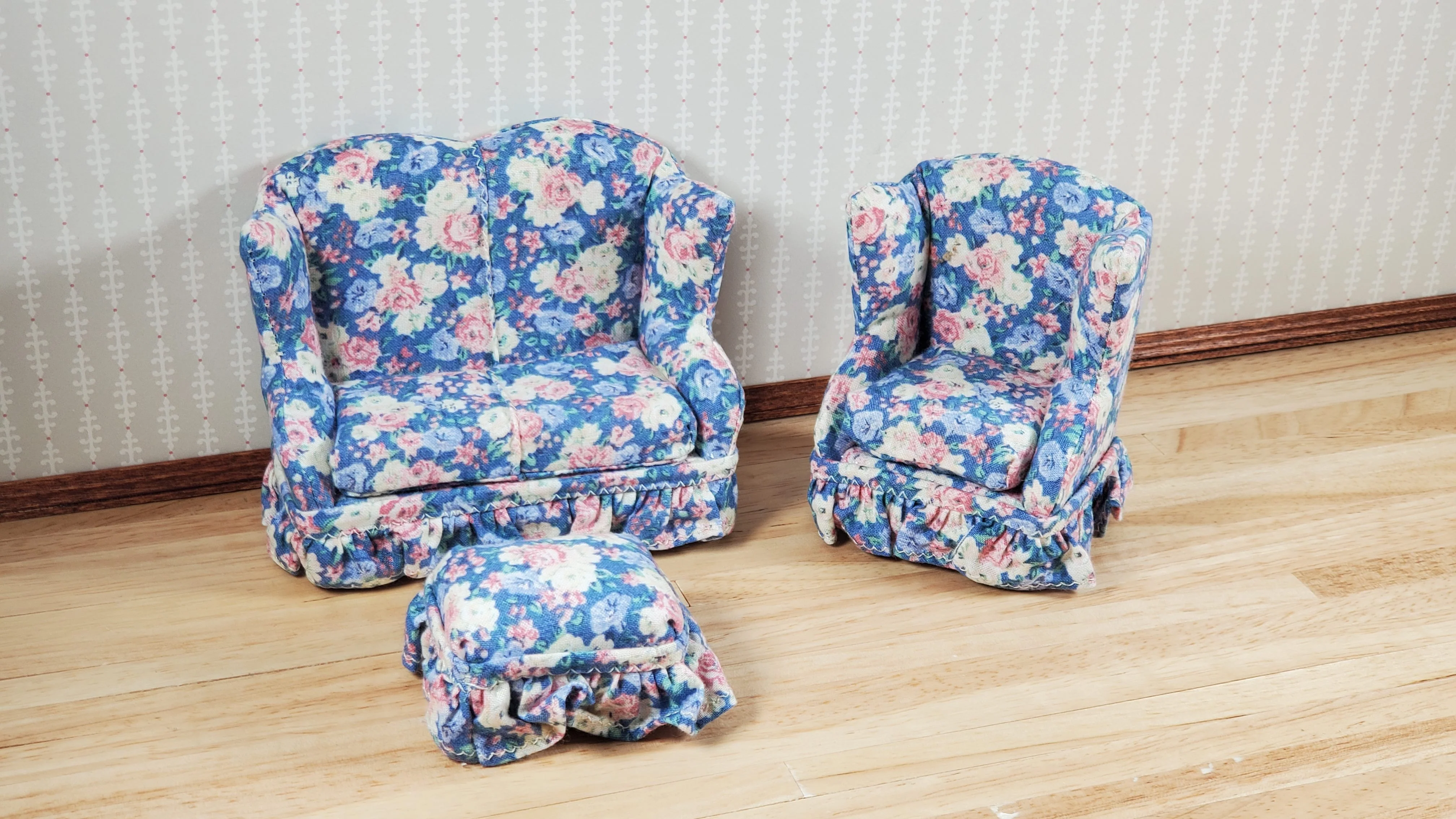 Dollhouse Small Sofa Chair Ottoman Pastel Floral 1:12 Scale Miniature Furniture - Image 4