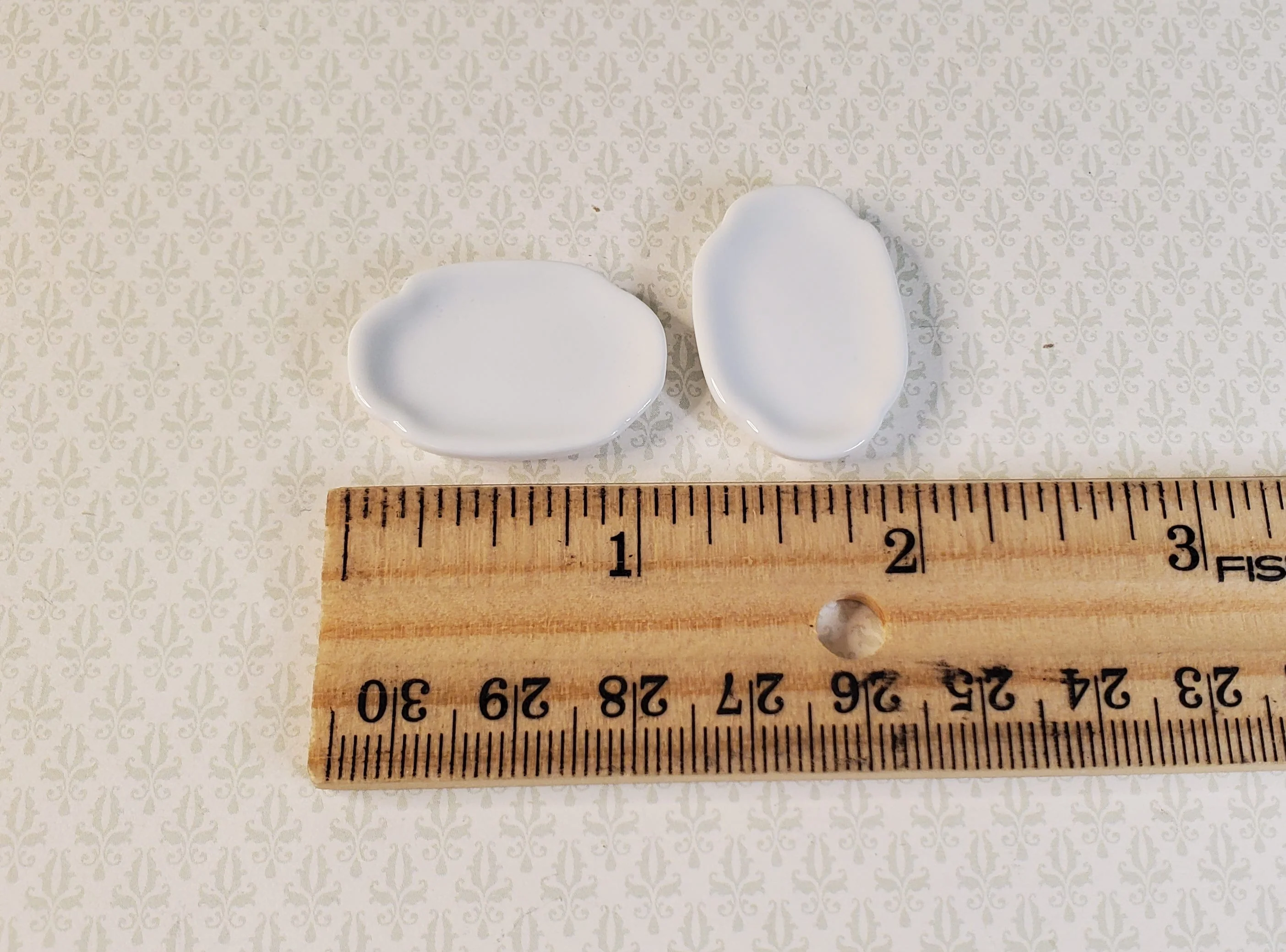 Dollhouse Small White Ceramic Serving Platter Set of 2 1:12 Scale Miniaturee - Image 3