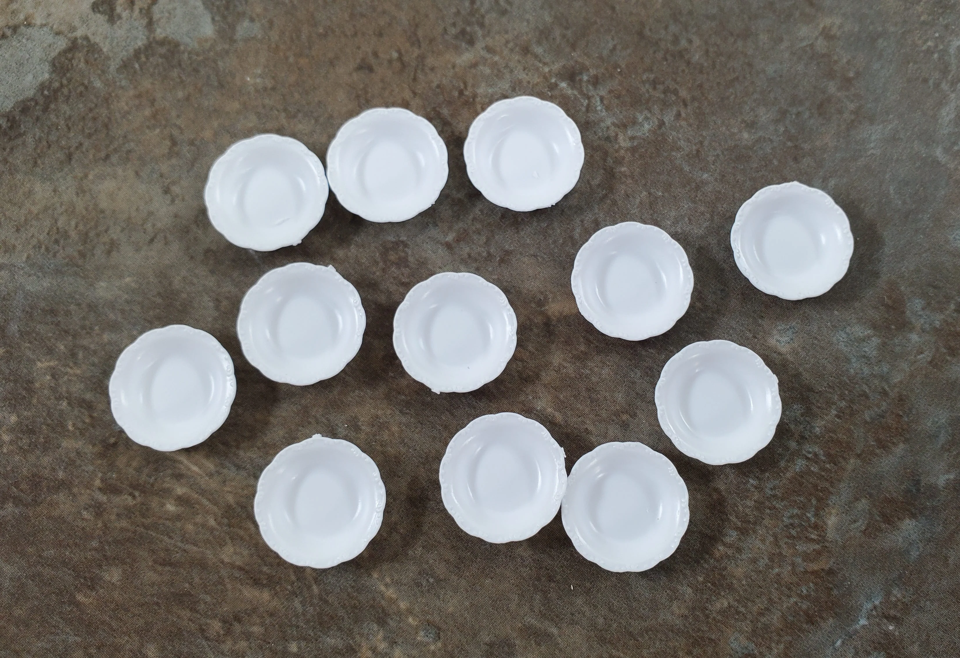 Dollhouse Soup Bowls Chrysnbon Scalloped Edge x12 White Plastic Small 1:12 Scale - Image 2