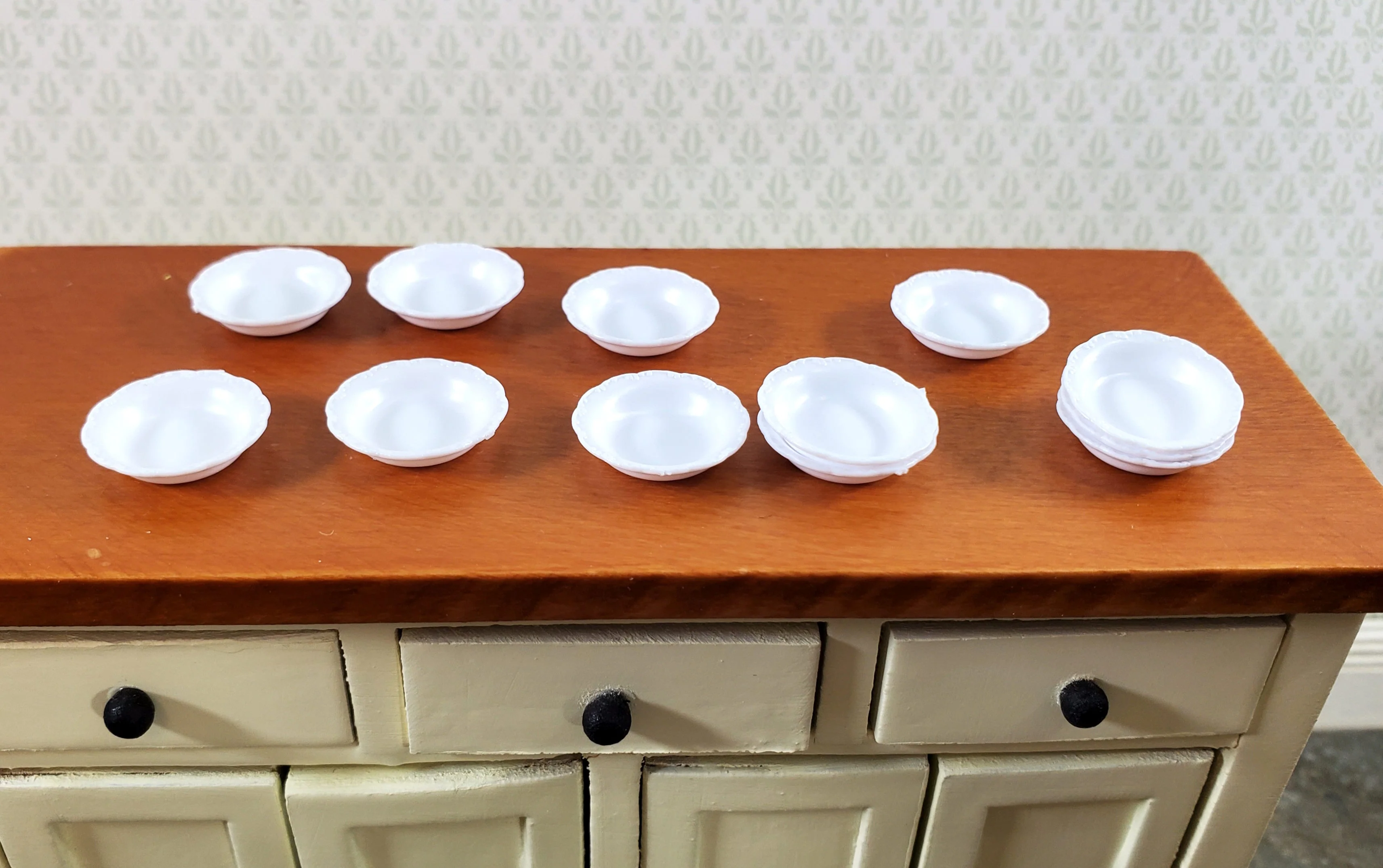 Dollhouse Soup Bowls Chrysnbon Scalloped Edge x12 White Plastic Small 1:12 Scale - Image 4