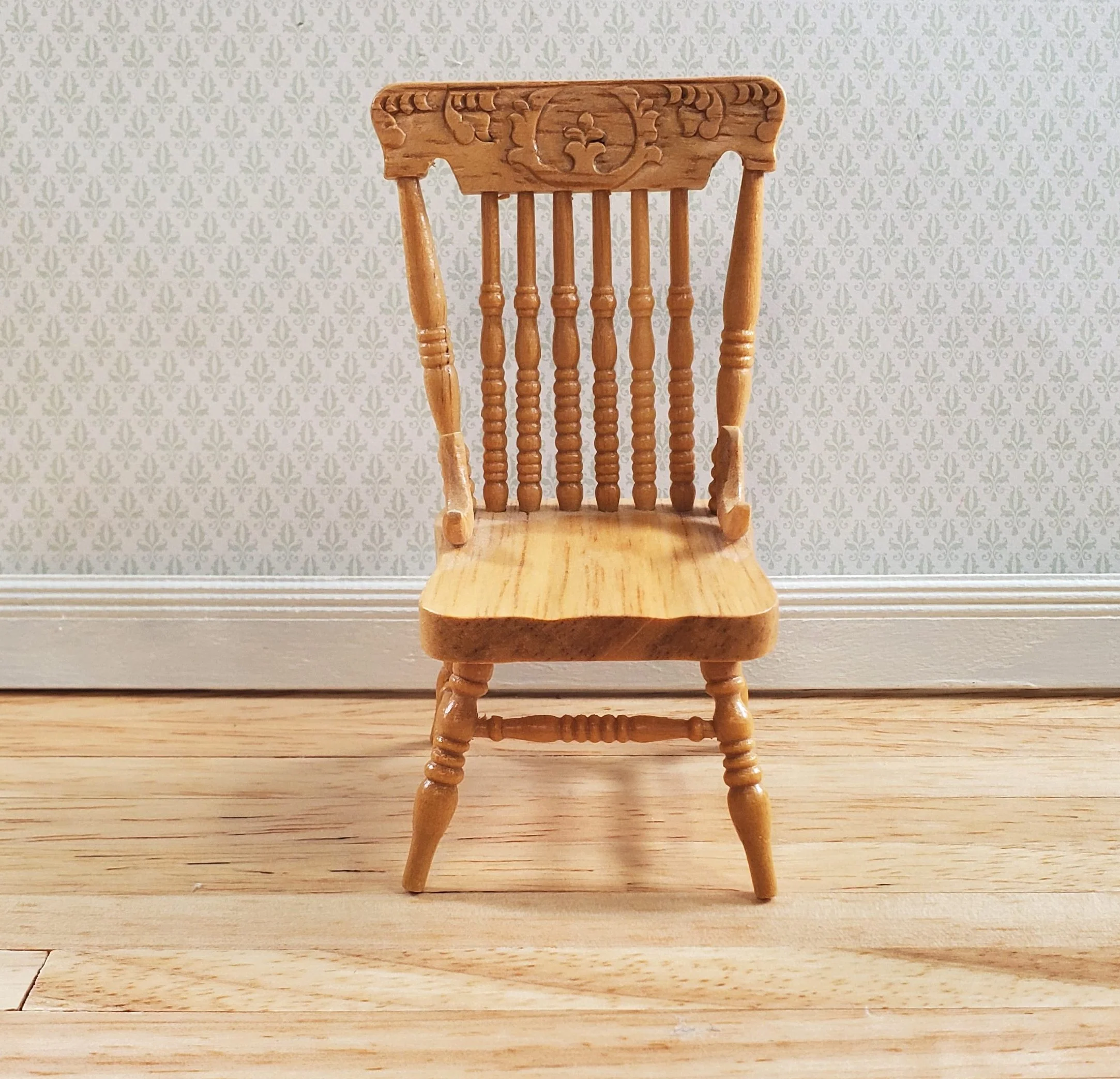 Dollhouse Spindle Back Kitchen Chair Light Oak Finish 1:12 Scale Miniature - Image 2