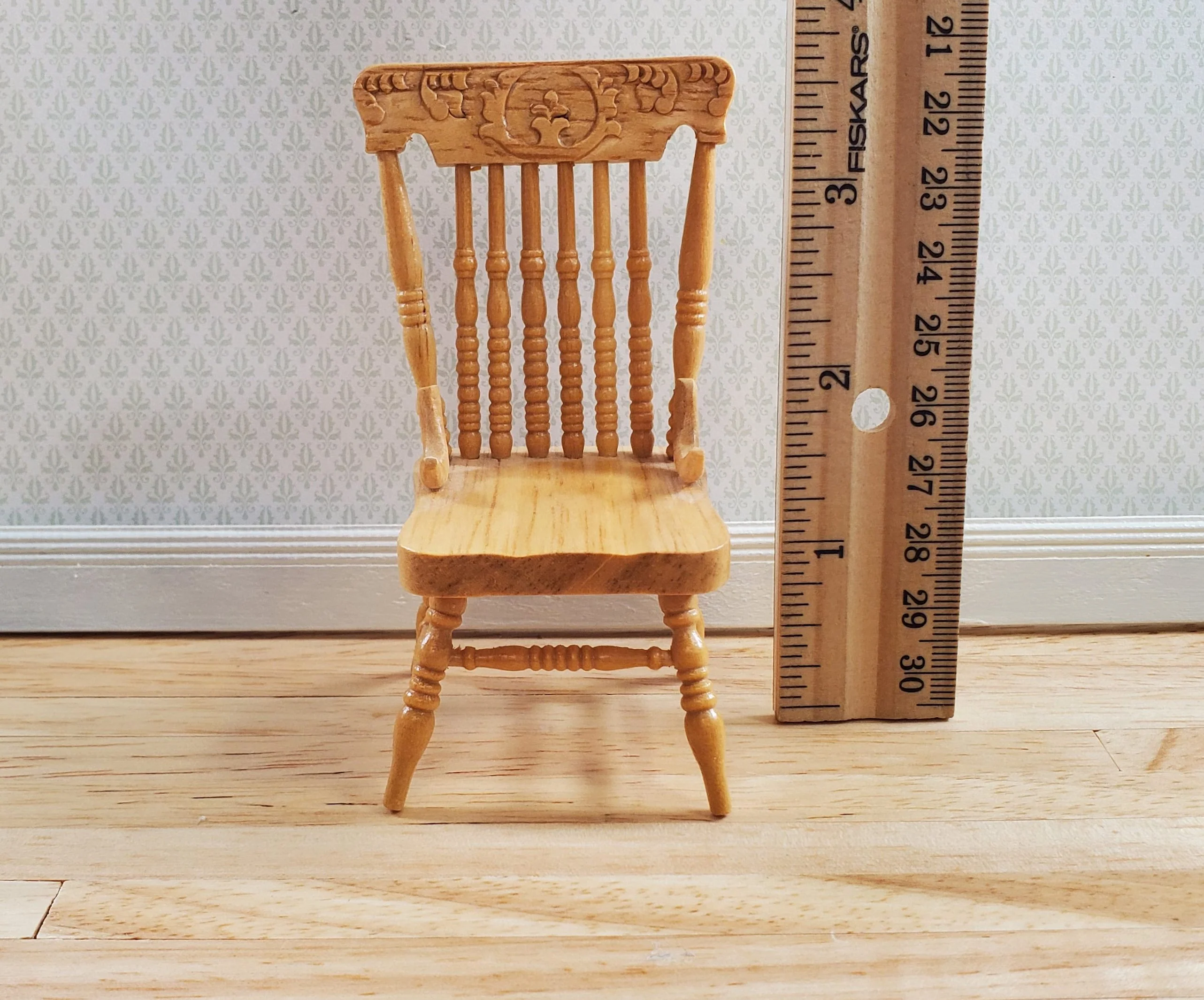Dollhouse Spindle Back Kitchen Chair Light Oak Finish 1:12 Scale Miniature - Image 5