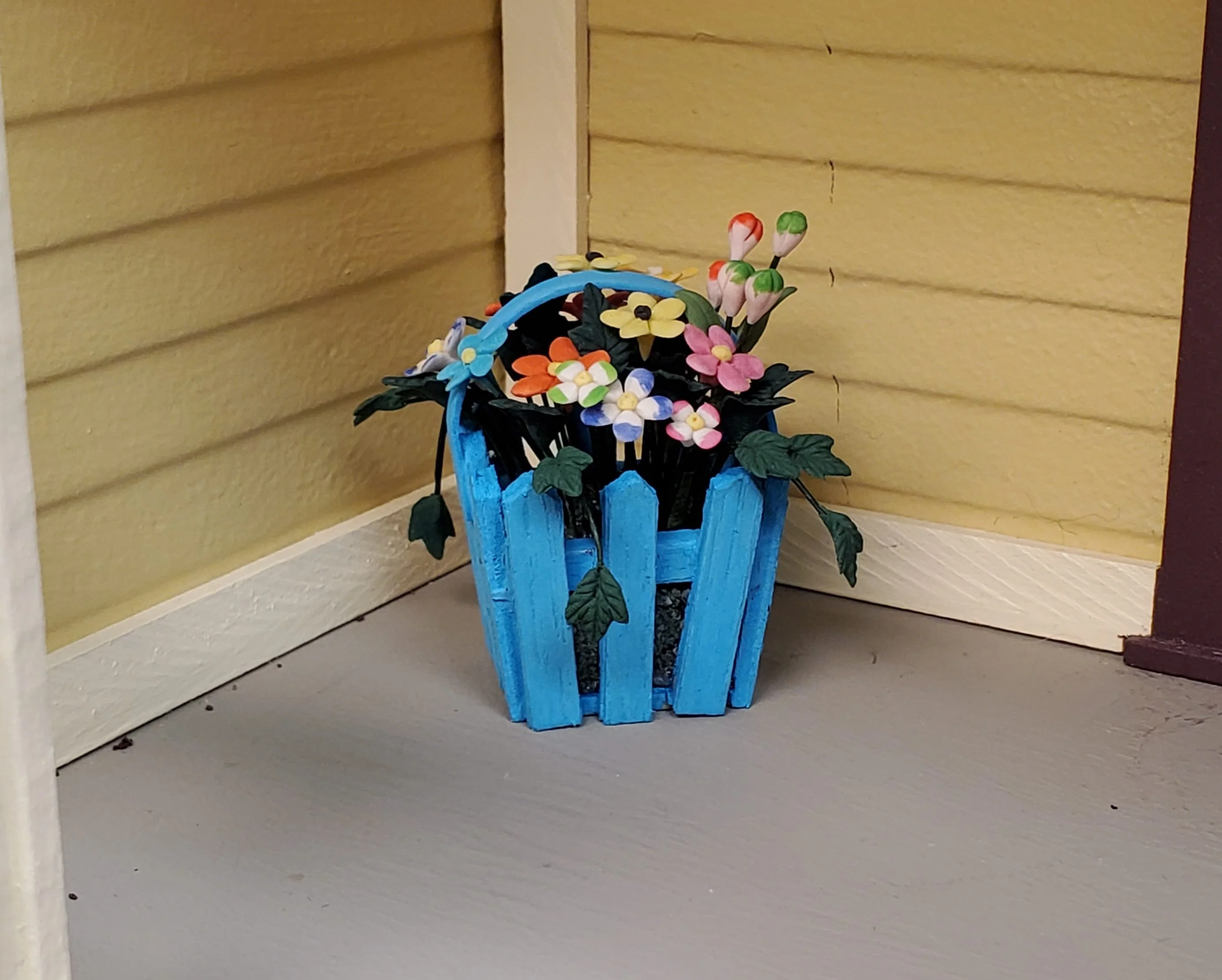 Dollhouse Spring Florals in Blue Picket Planter 1:12 Scale Miniature - Image 3
