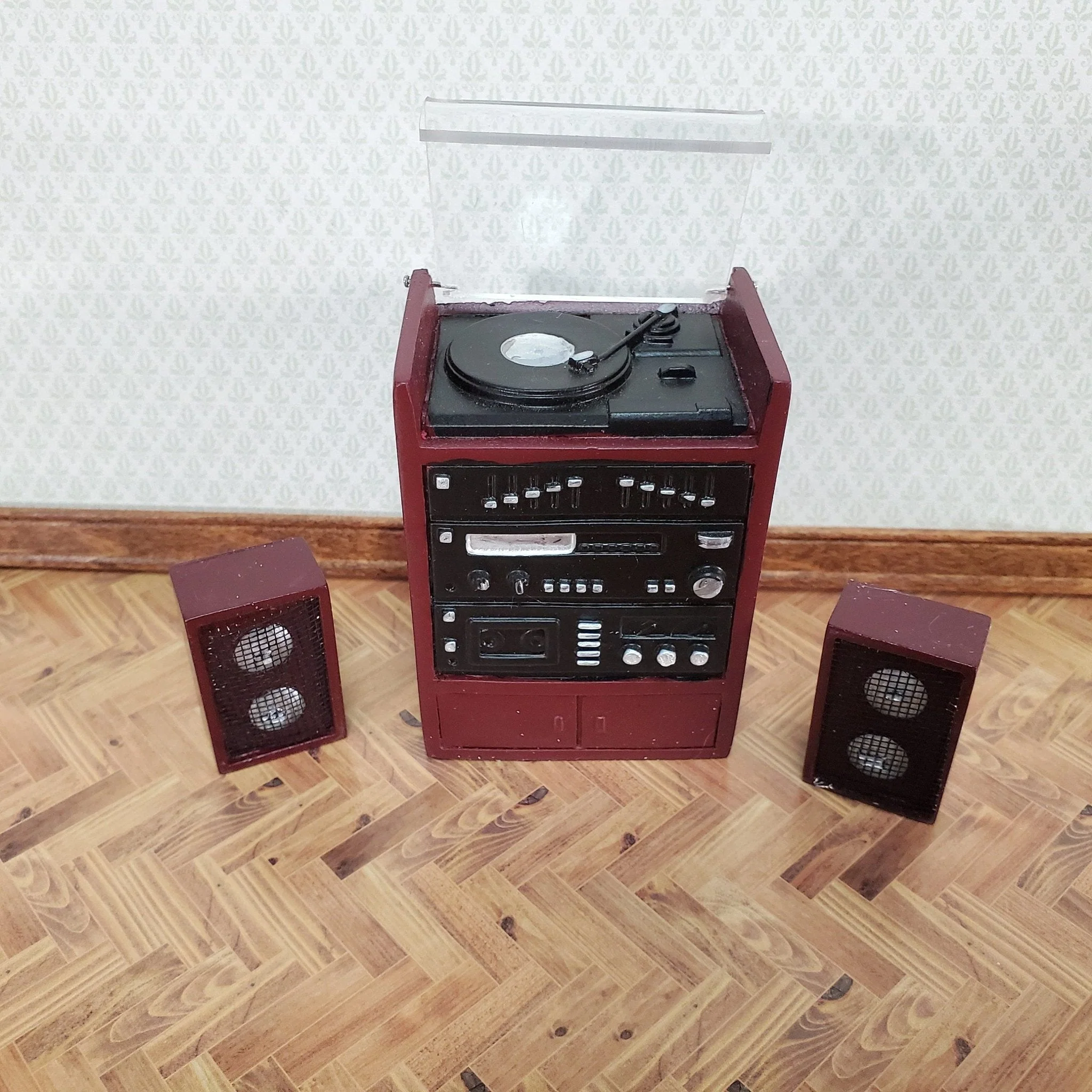 Dollhouse Stereo System with Turntable Record Player Retro Style 1:12 Scale Resin - Image 3