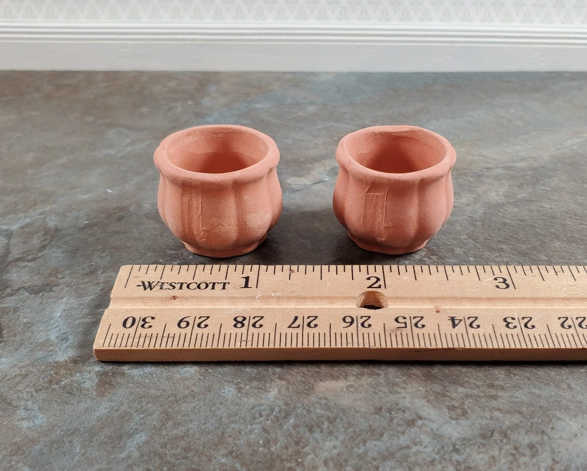 Dollhouse Terra Cotta Pots Urns Planters Set of 2 Unglazed Round 1:12 Scale - Image 5