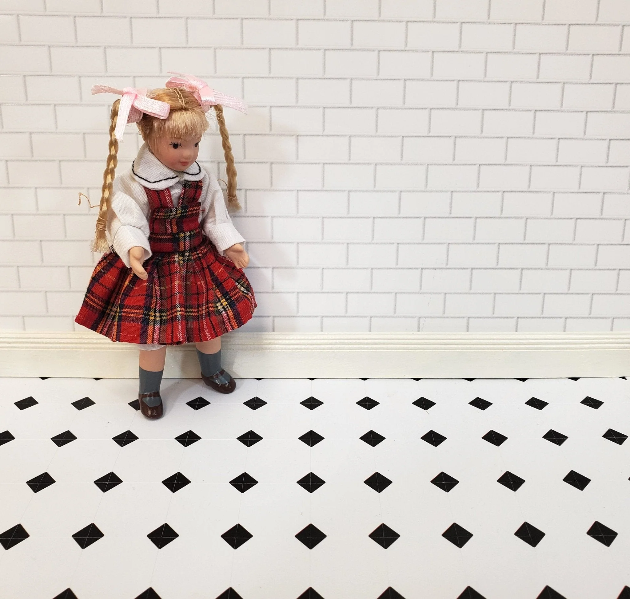 Dollhouse Tile Floor Sheet White with Black Diamonds 1:12 Scale Miniature by World Model - Image 5
