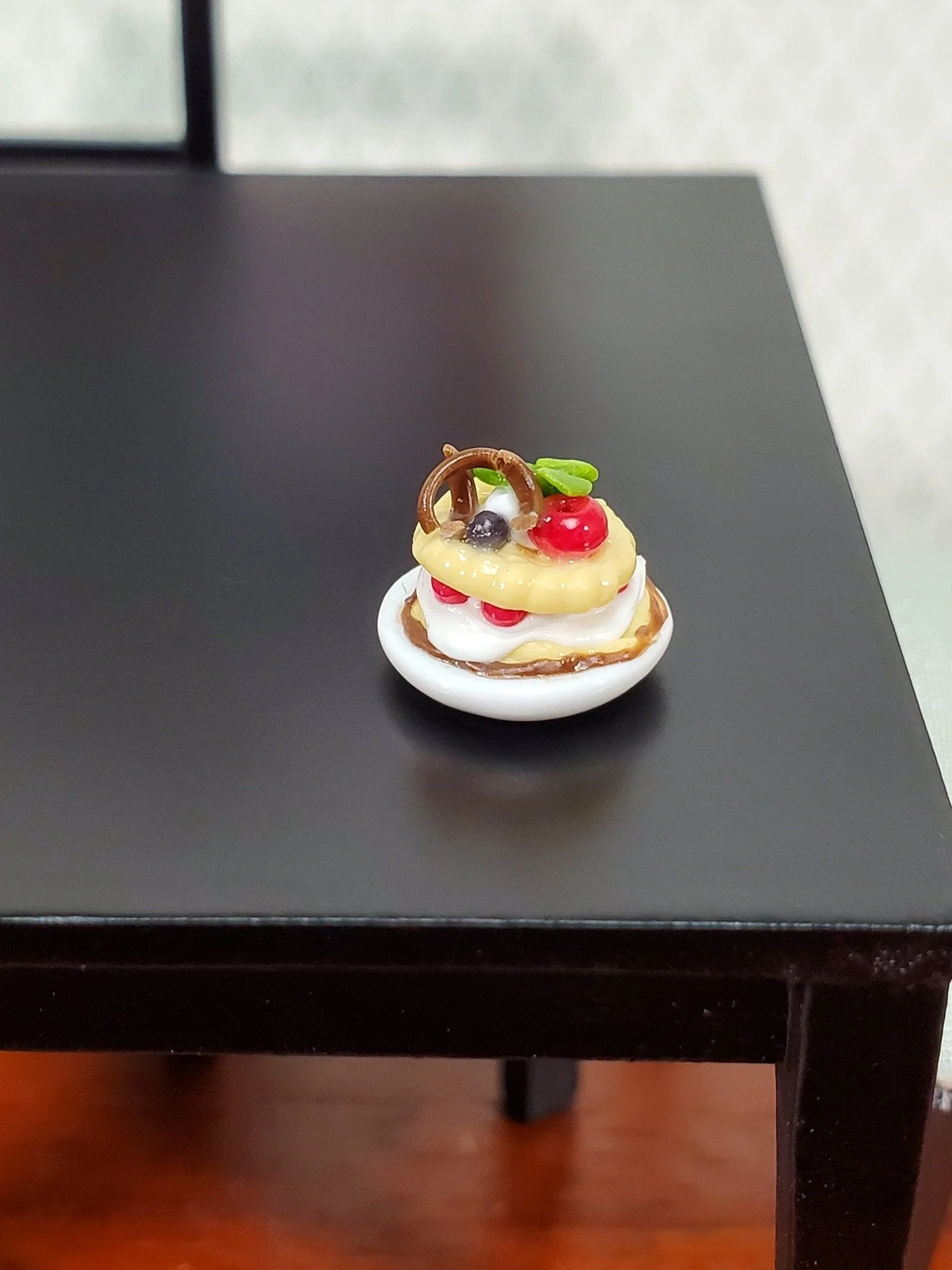 Dollhouse Tiny Dessert Cake 1:12 Scale Miniature Dessert Food Kitchen Accessory
