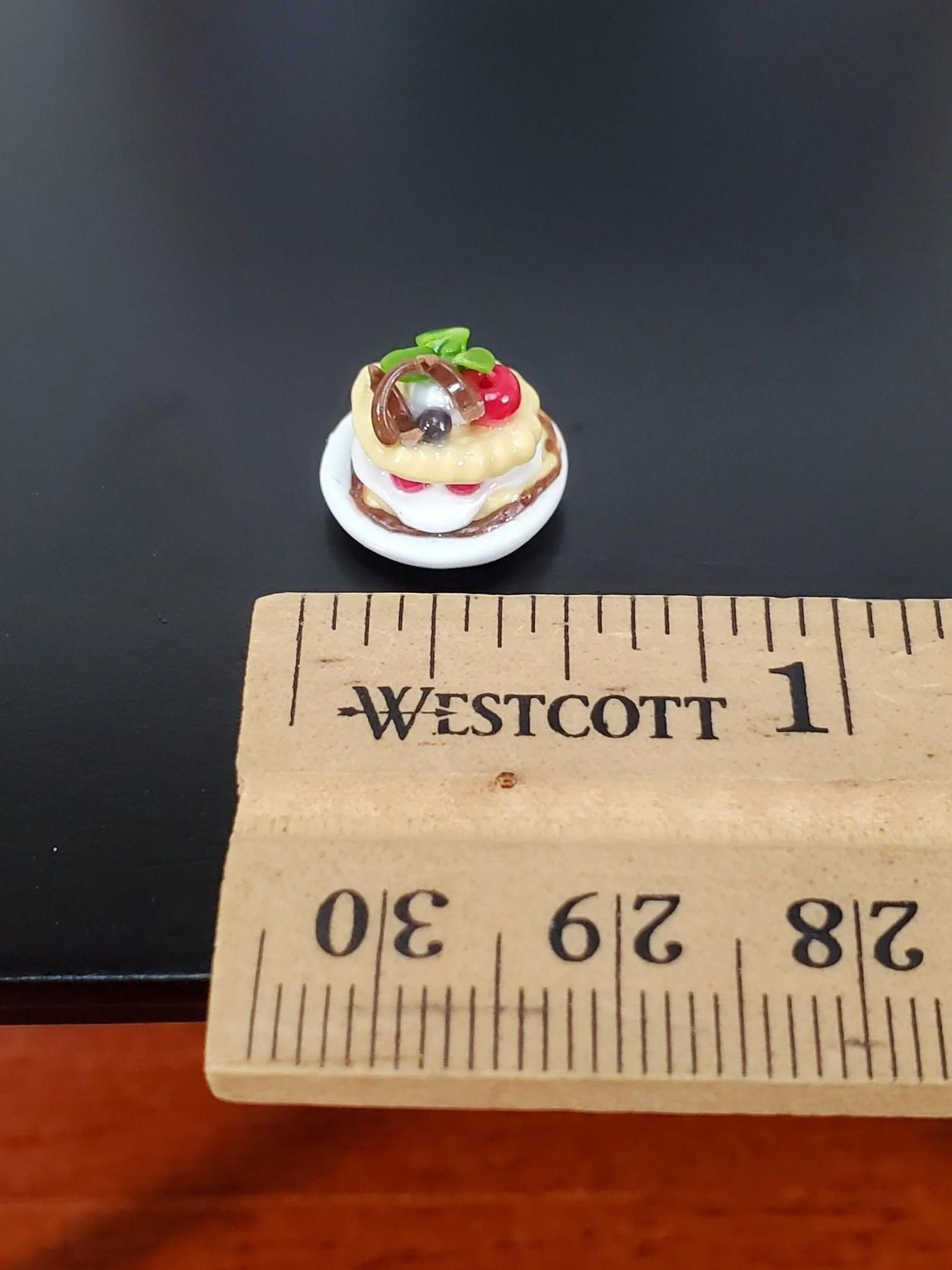 Dollhouse Tiny Dessert Cake 1:12 Scale Miniature Dessert Food Kitchen Accessory - Image 4