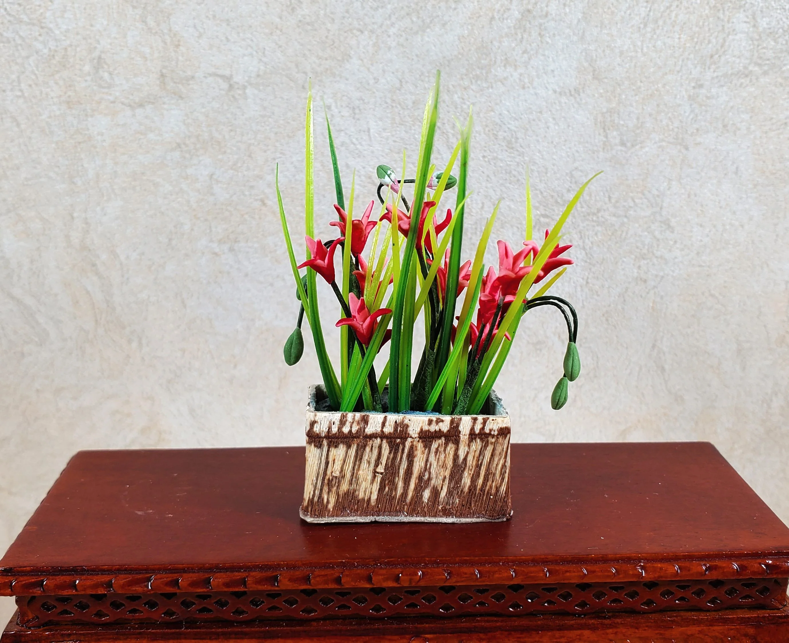 Dollhouse Tropical Flowers Arrangement in Rustic Planter 1:12 Scale Miniature - Image 2