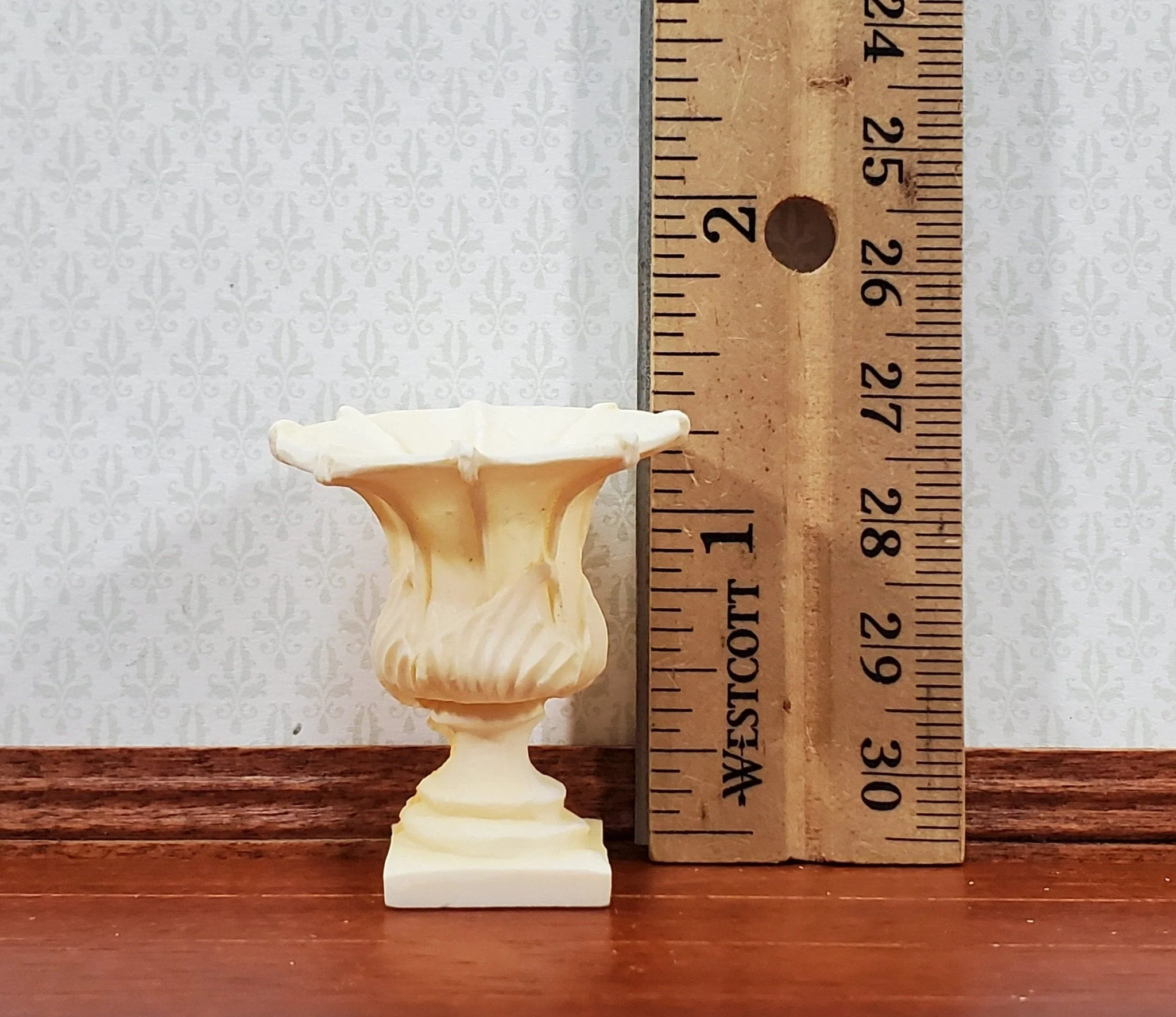 Dollhouse Urn Planter Set of 2 Cast Resin 1:12 Scale Aged Ivory A997IV by Falcon Miniatures - Image 4