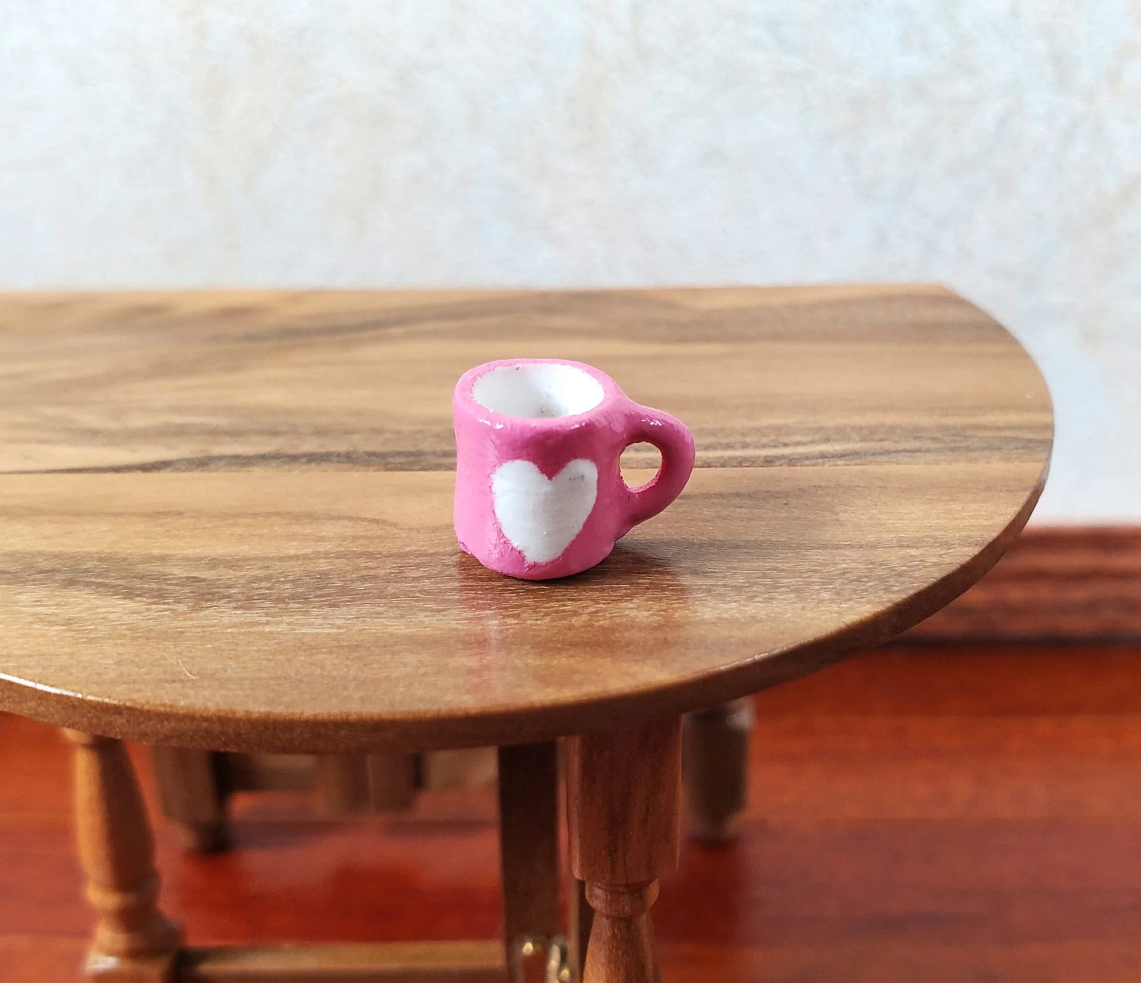 Dollhouse HALF SCALE Valentines Mug Pink with White Heart 1:24 Miniature - Image 2