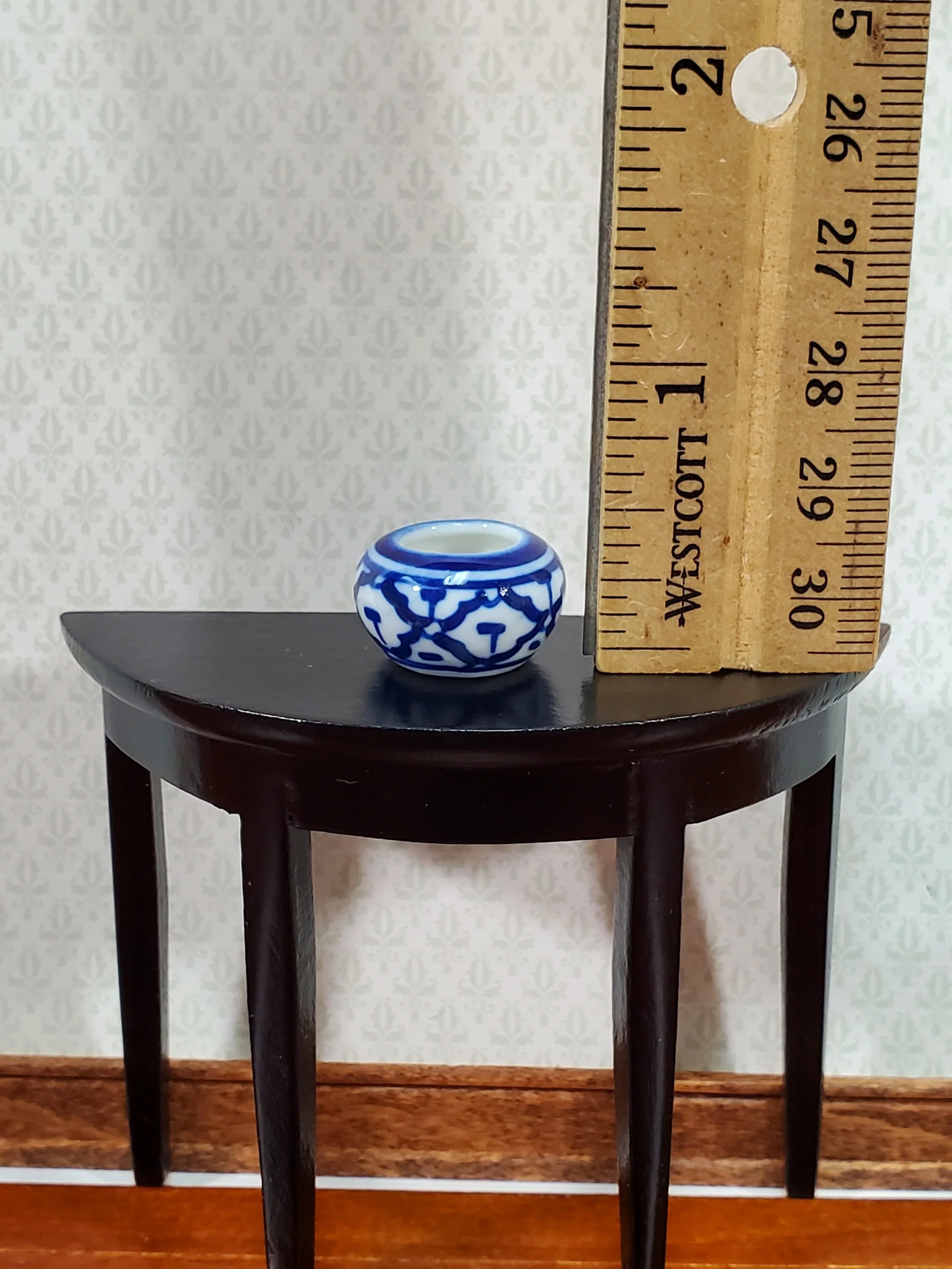 Dollhouse Vase Ceramic Blue & White Trellis Design 1:12 Scale Miniature Accessories - Image 4