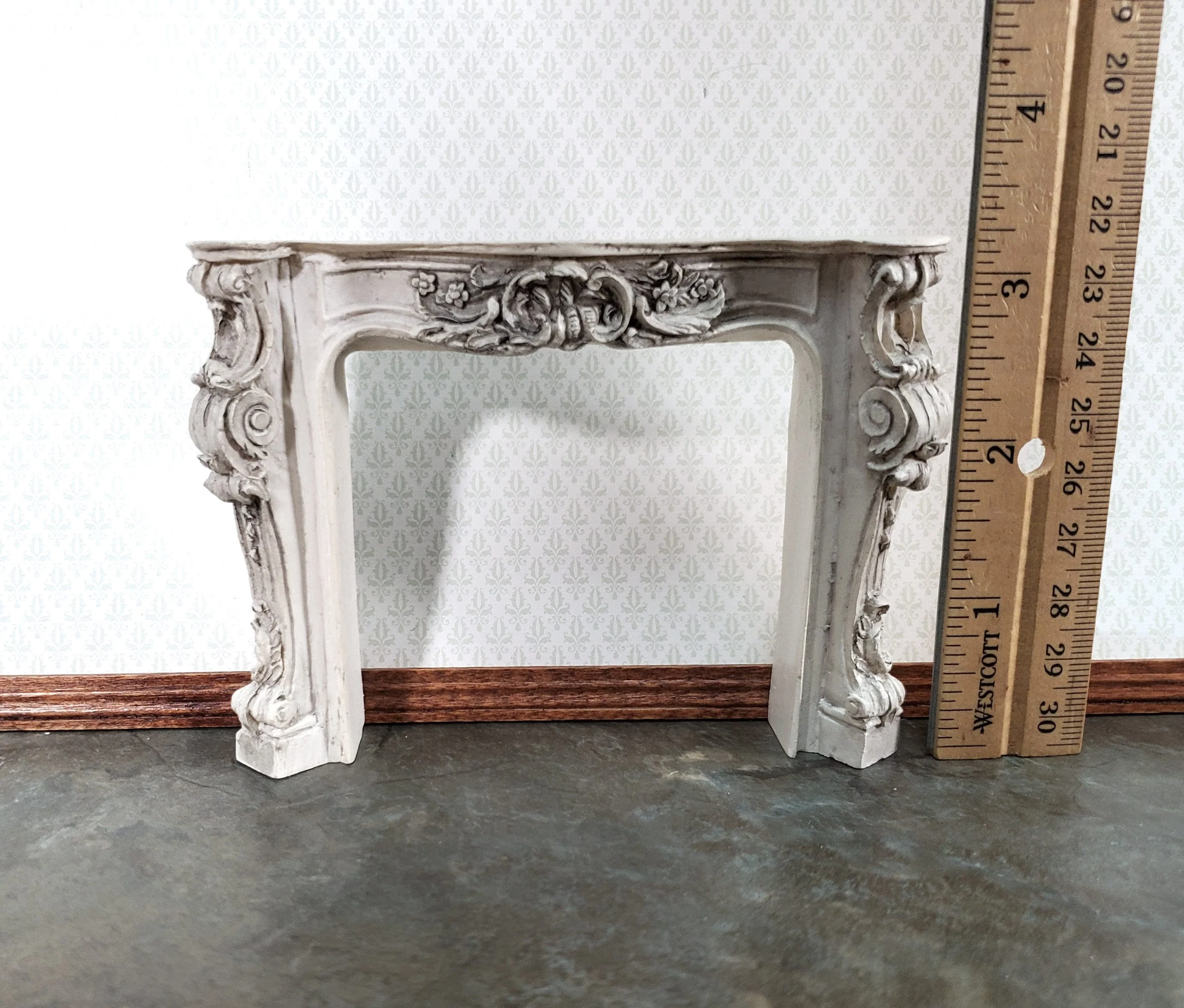 Dollhouse Victorian Fireplace Aged Gray Ornate Resin 1:12 Scale Furniture - Image 3