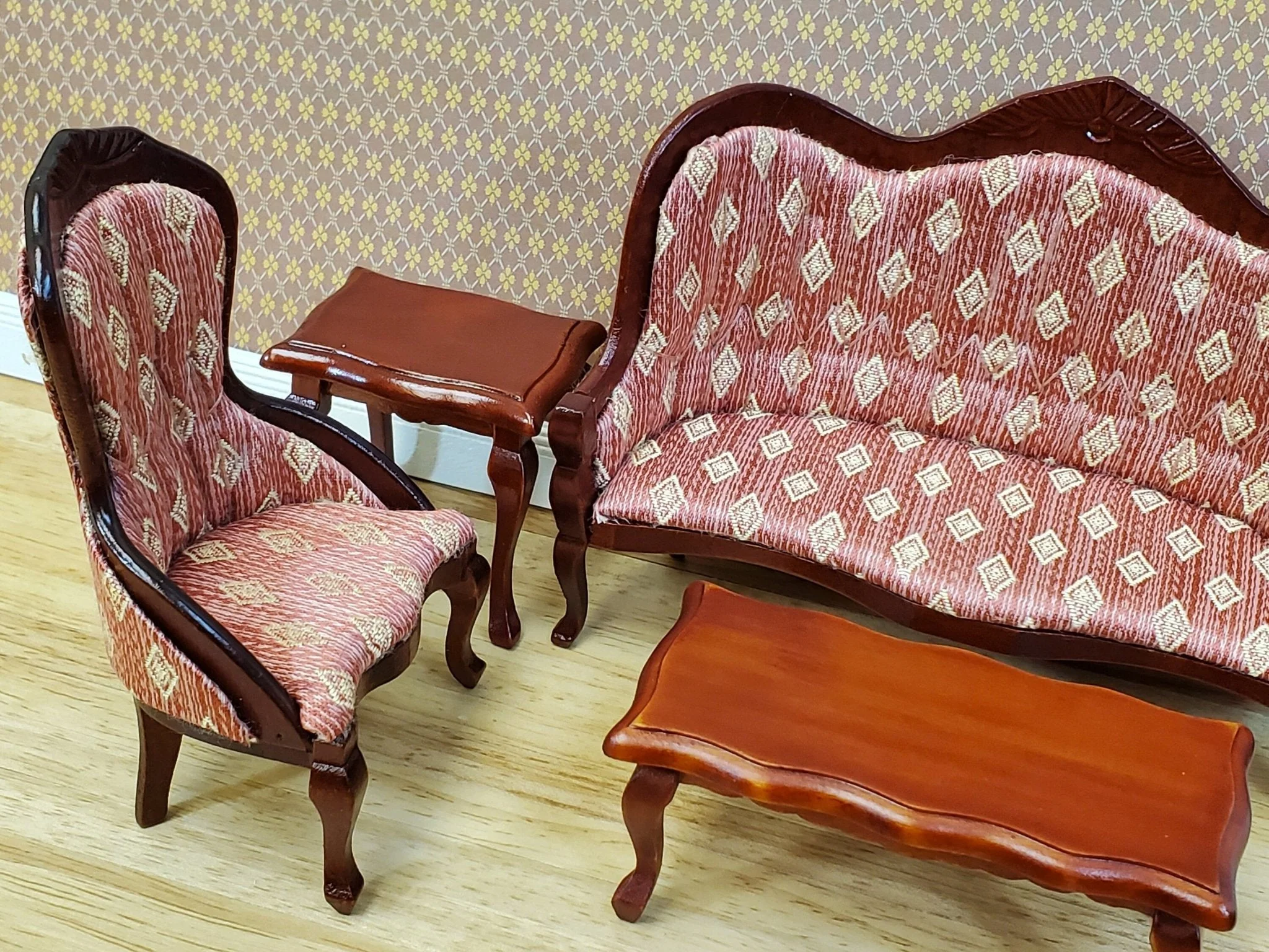Dollhouse Victorian Living Room Set Sofa Chairs Tables 1:12 Scale Furniture Dark Pink - Image 2