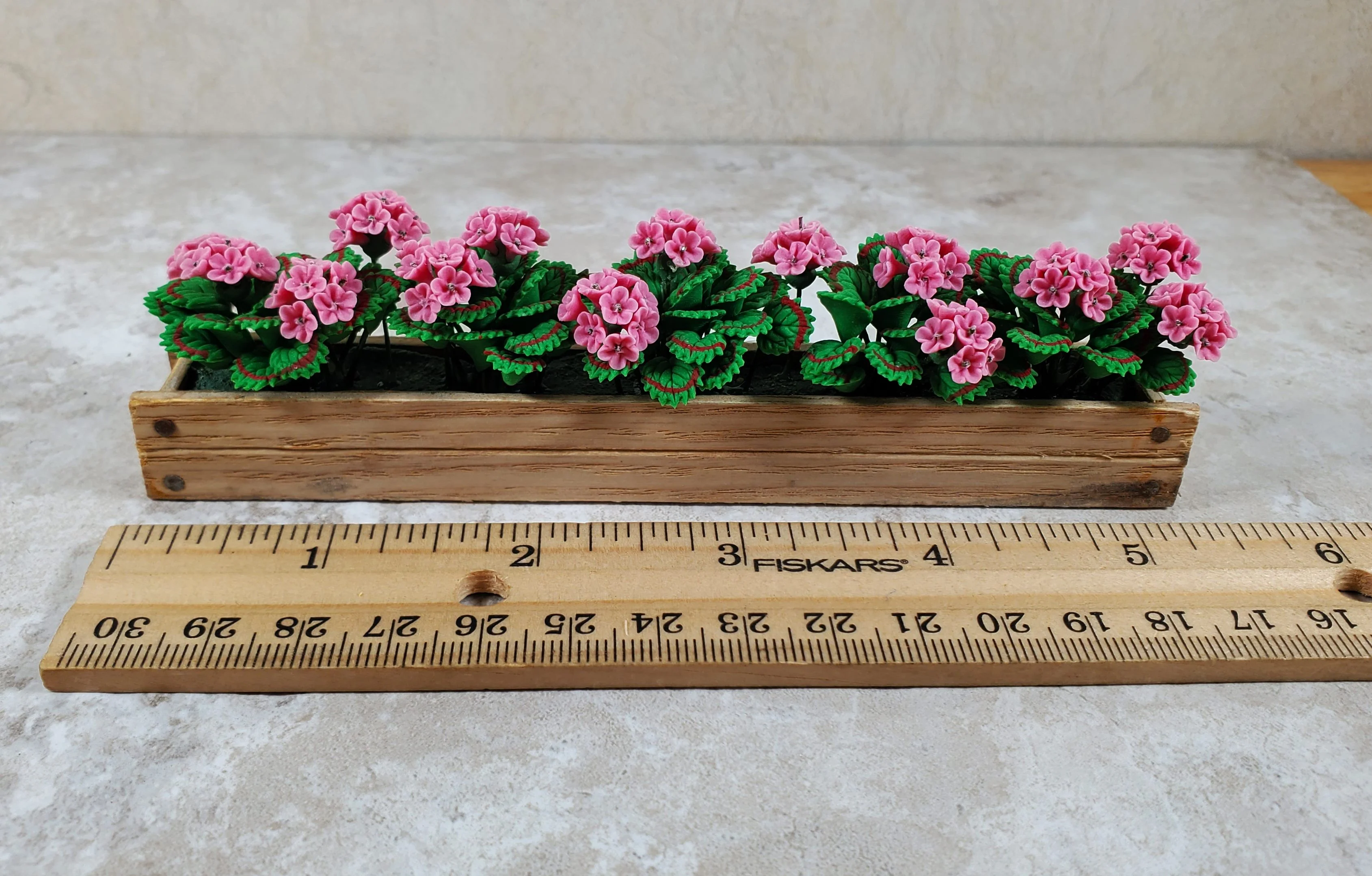 Dollhouse Pink Geraniums in 5.5" Wooden Window Box Planter 1:12 Scale Miniature - Image 3