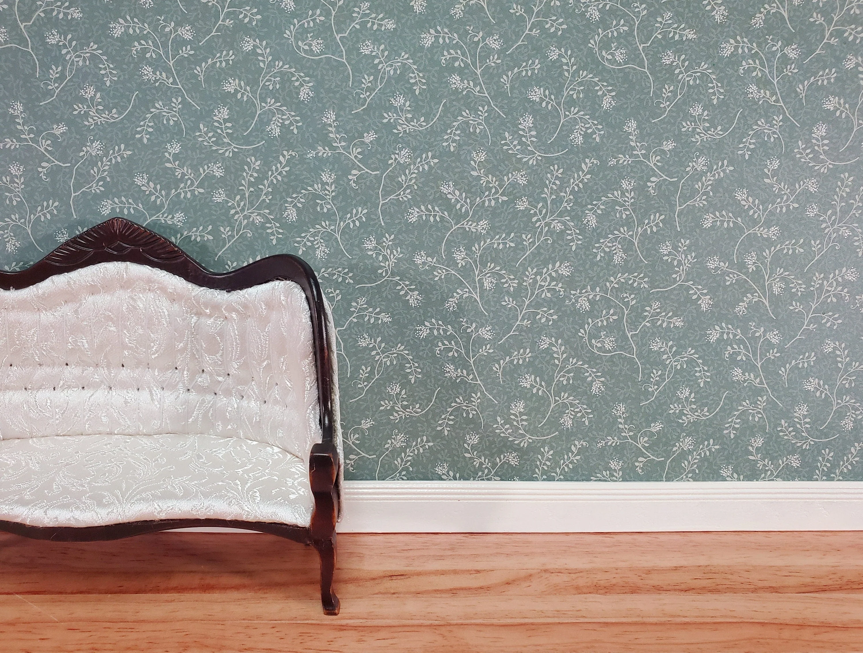 Dollhouse Wallpaper Brodnax Dark Green Vines Leaves "Midnight Garden" 1:12 Scale Miniature - Image 4