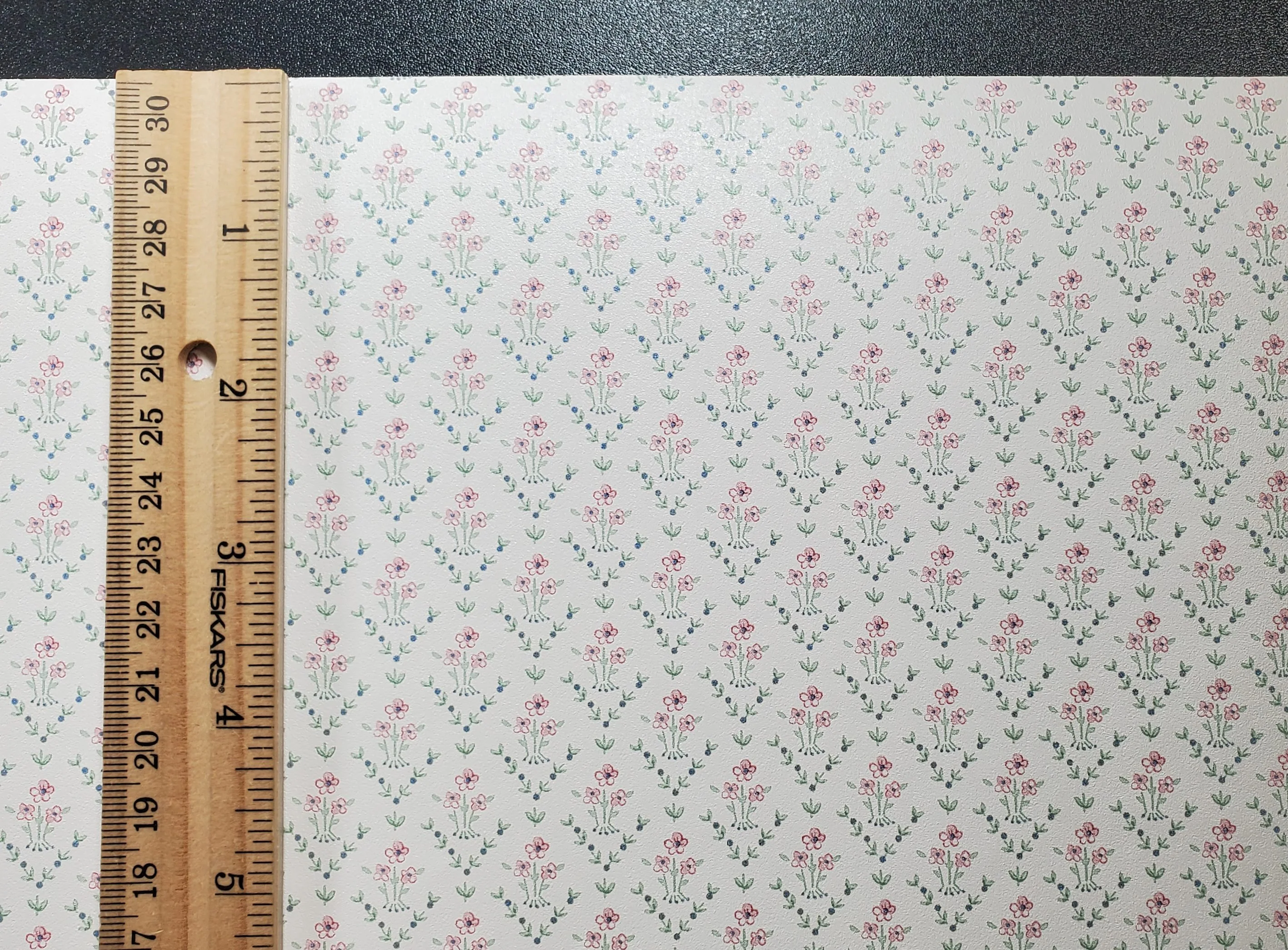 Dollhouse Wallpaper Dainty Daises 3 Sheets White Pink Green Blue - Image 3