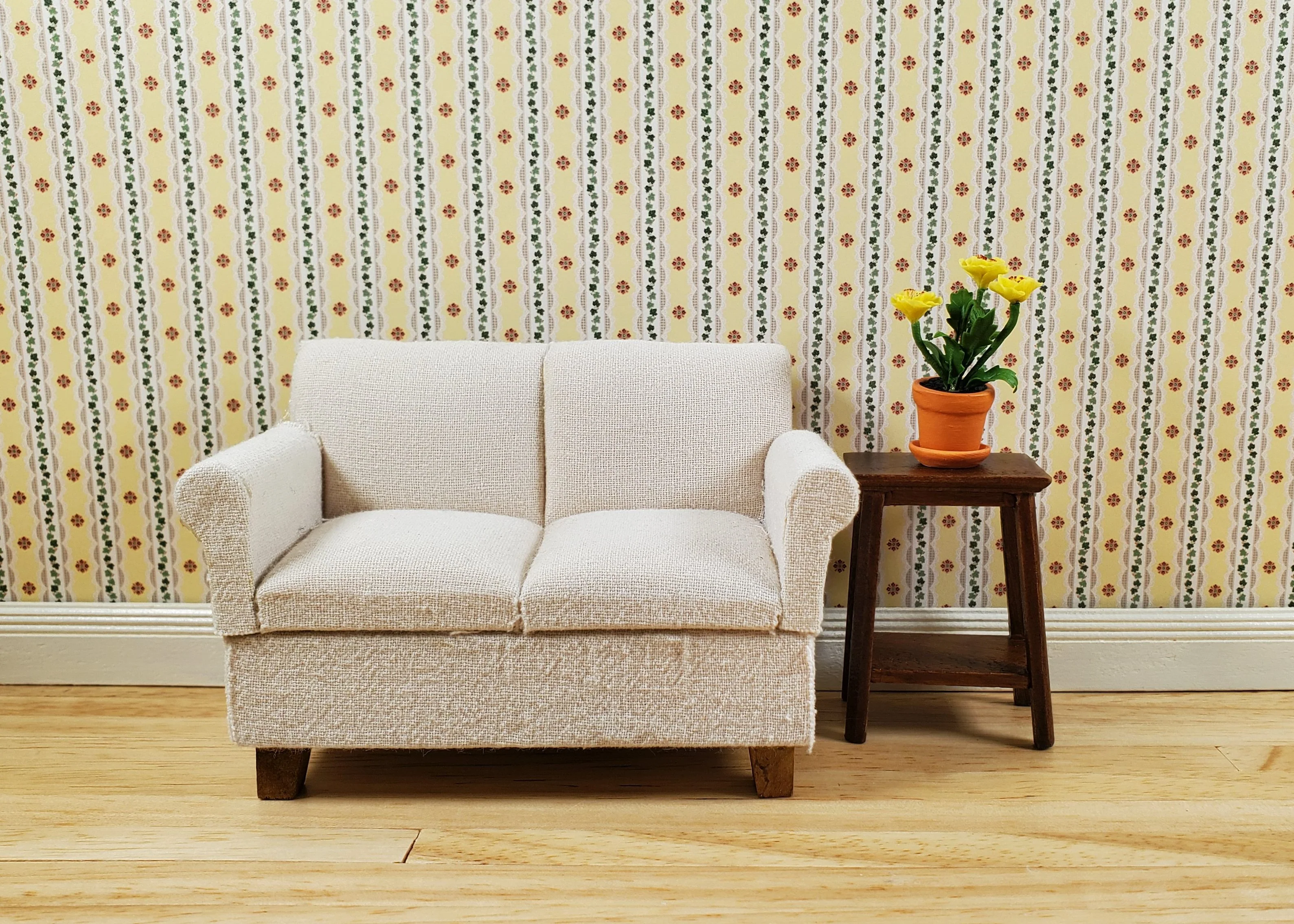 Dollhouse Wallpaper Ivy & Ribbons Pale Yellow Bradbury & Bradbury 1:12 Scale - Image 2