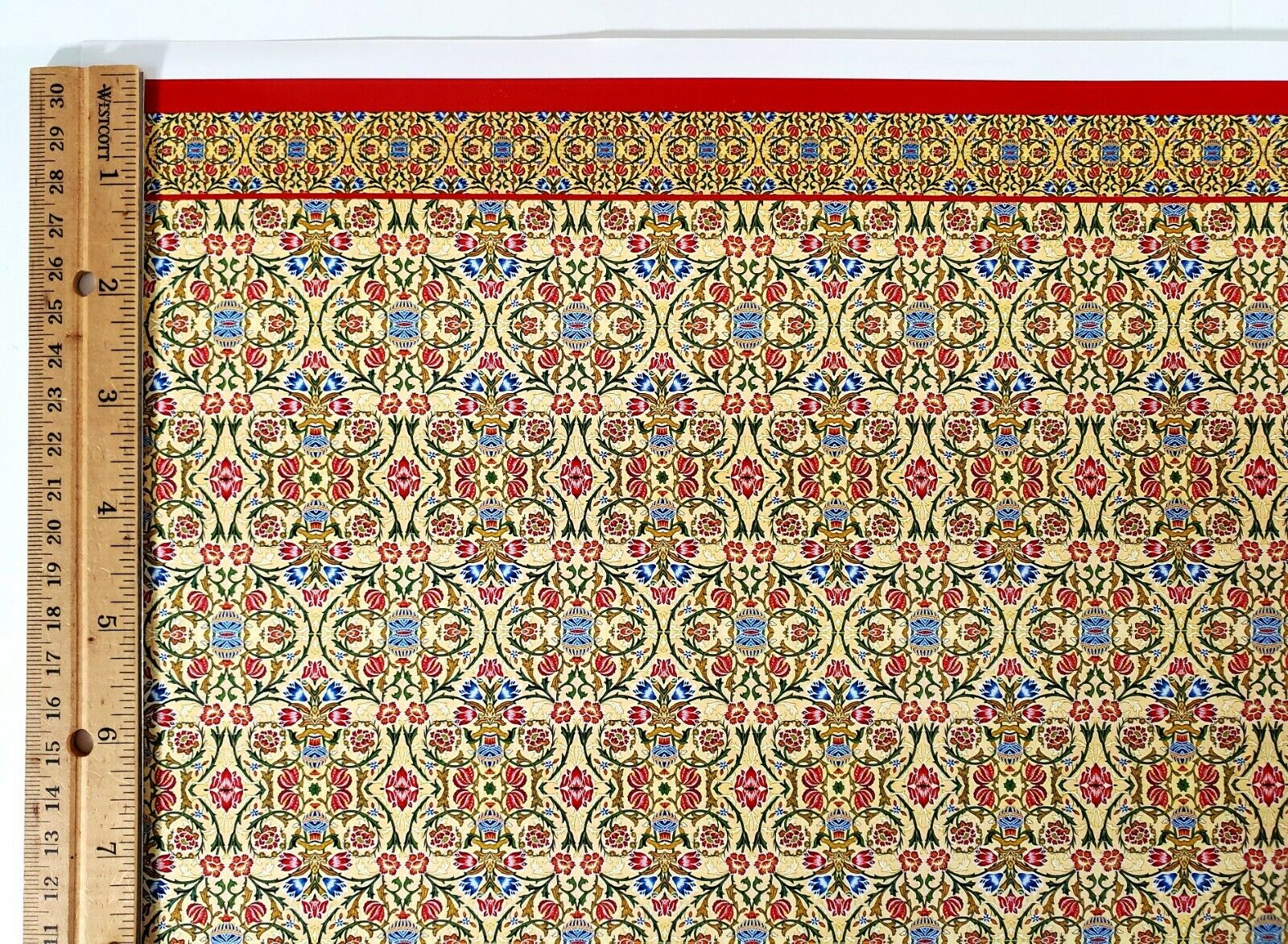 Dollhouse Wallpaper William Morris Beige Red Green Floral World Model WM35702 - Image 4