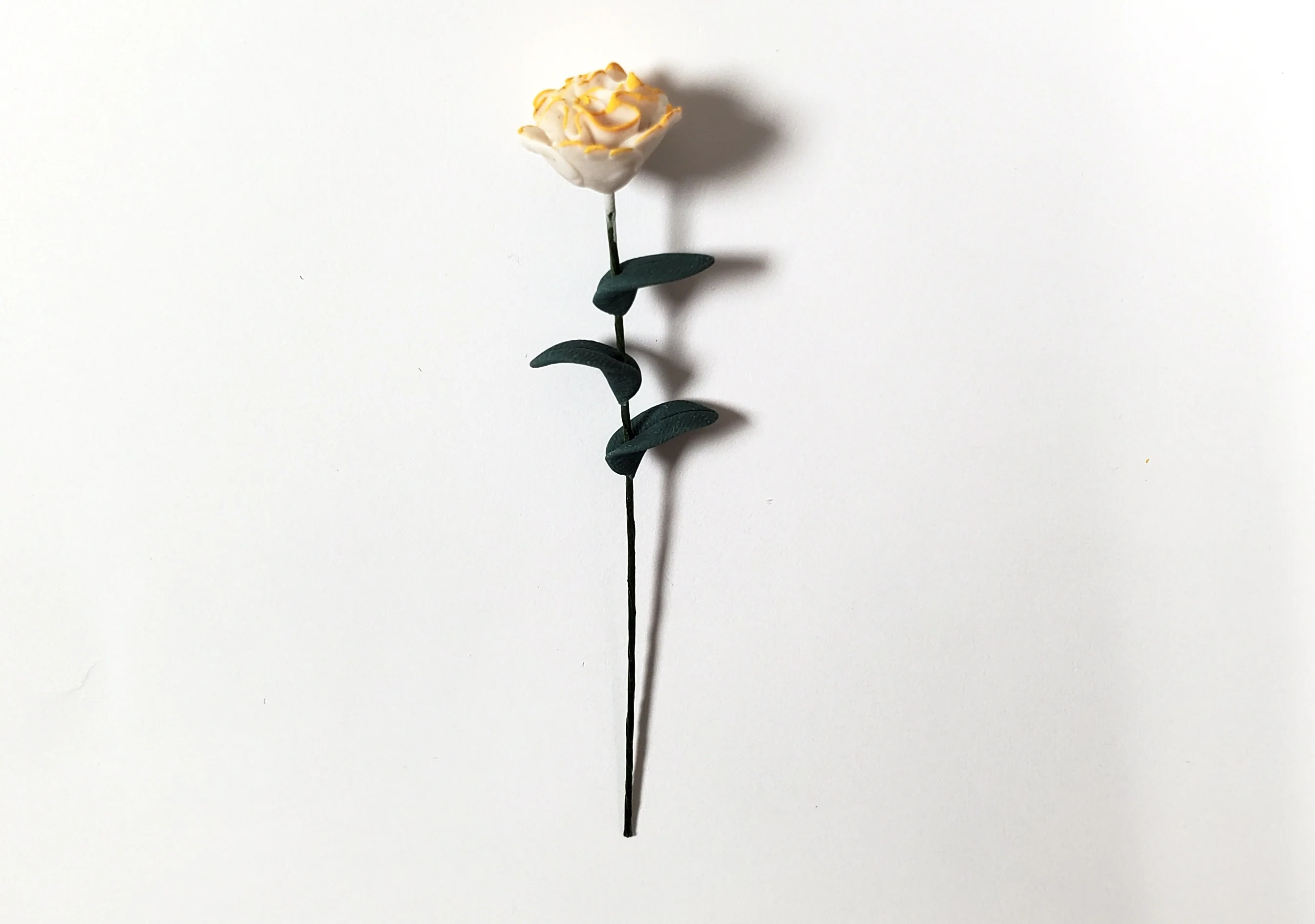 Dollhouse White & Yellow Frosted Carnation Single Stem 1:12 Scale Miniature