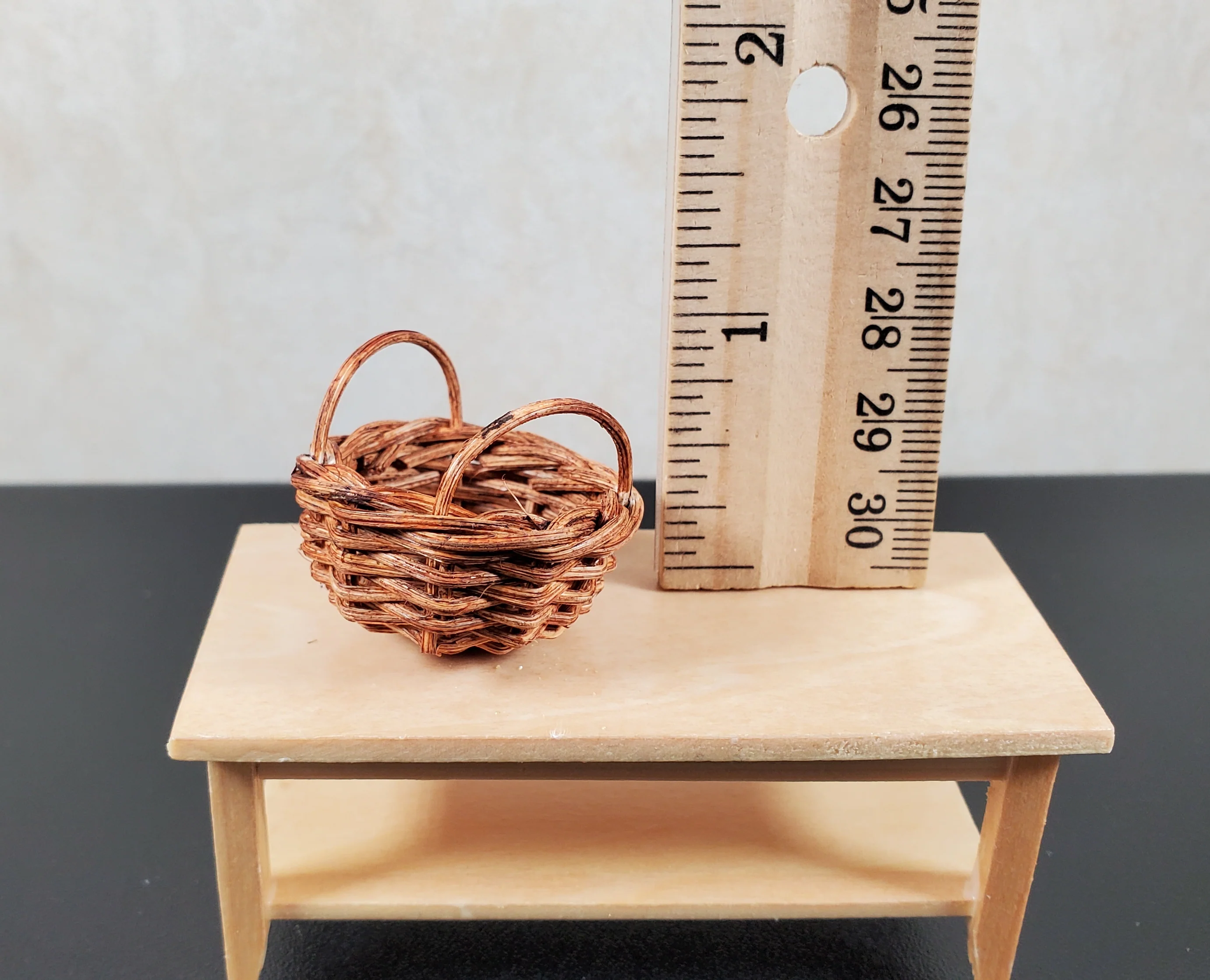 Dollhouse Wicker Basket with Two Handles 1:12 Scale Miniature Decor Accessories - Image 3