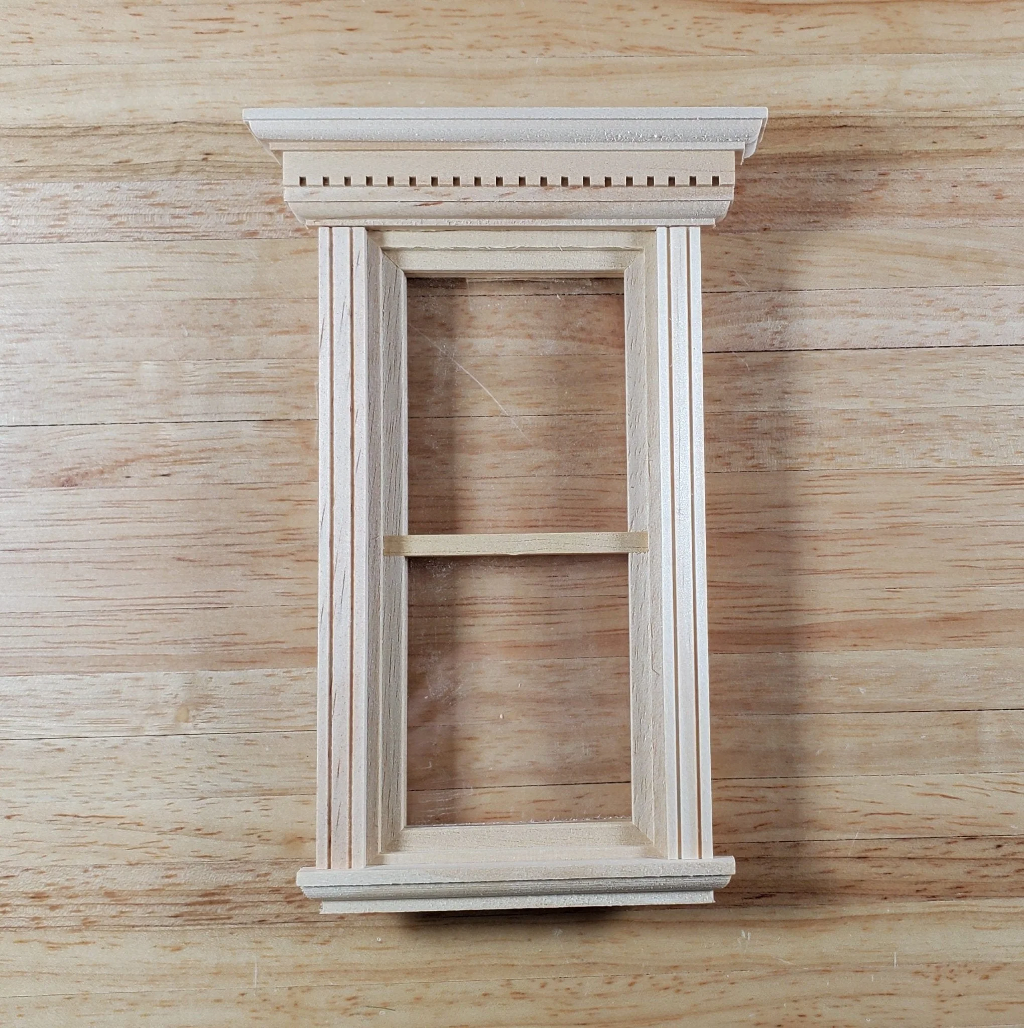Dollhouse Window Yorktown Non-Working 1:12 Scale Miniature Houseworks #5041