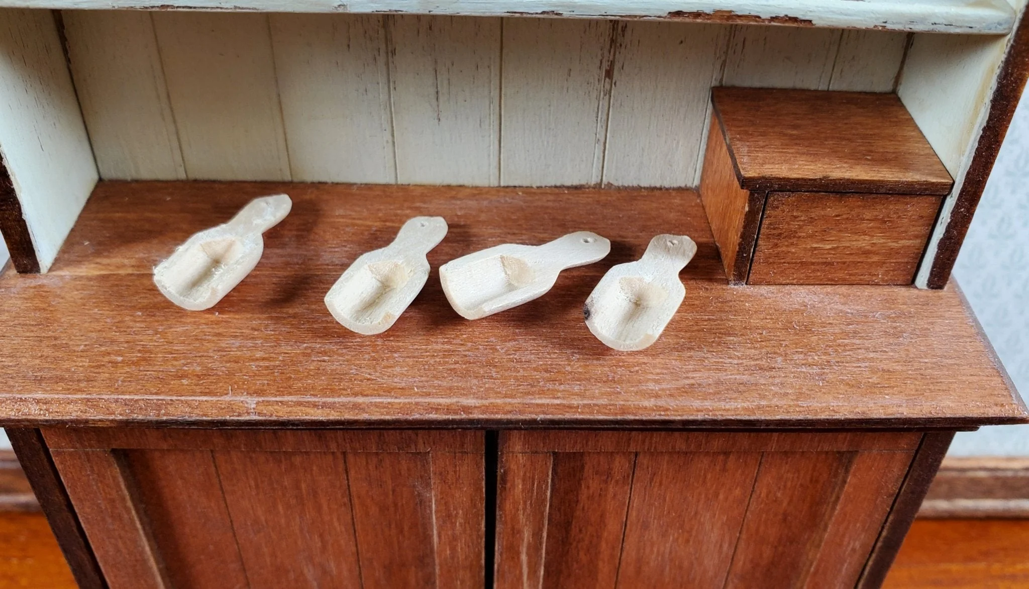 Dollhouse Wooden Scoop for Grain Flour Corn 4 Pieces 1:12 Scale Miniature
