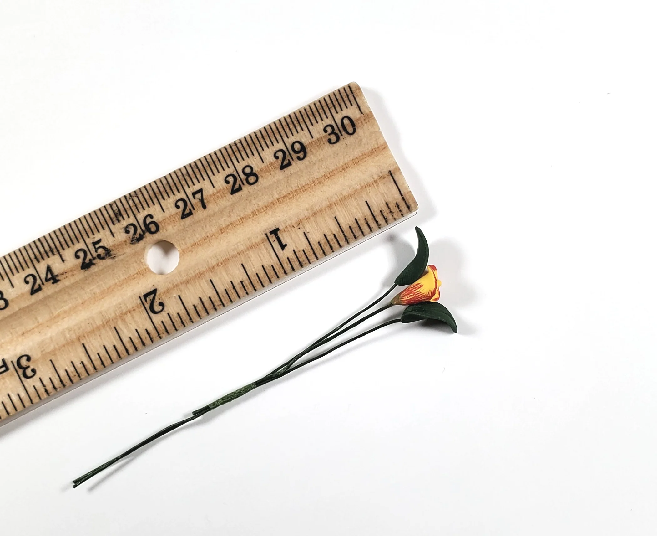 Dollhouse Yellow and Red Calla Lily Single Stem 1:12 Scale Miniature - Image 3