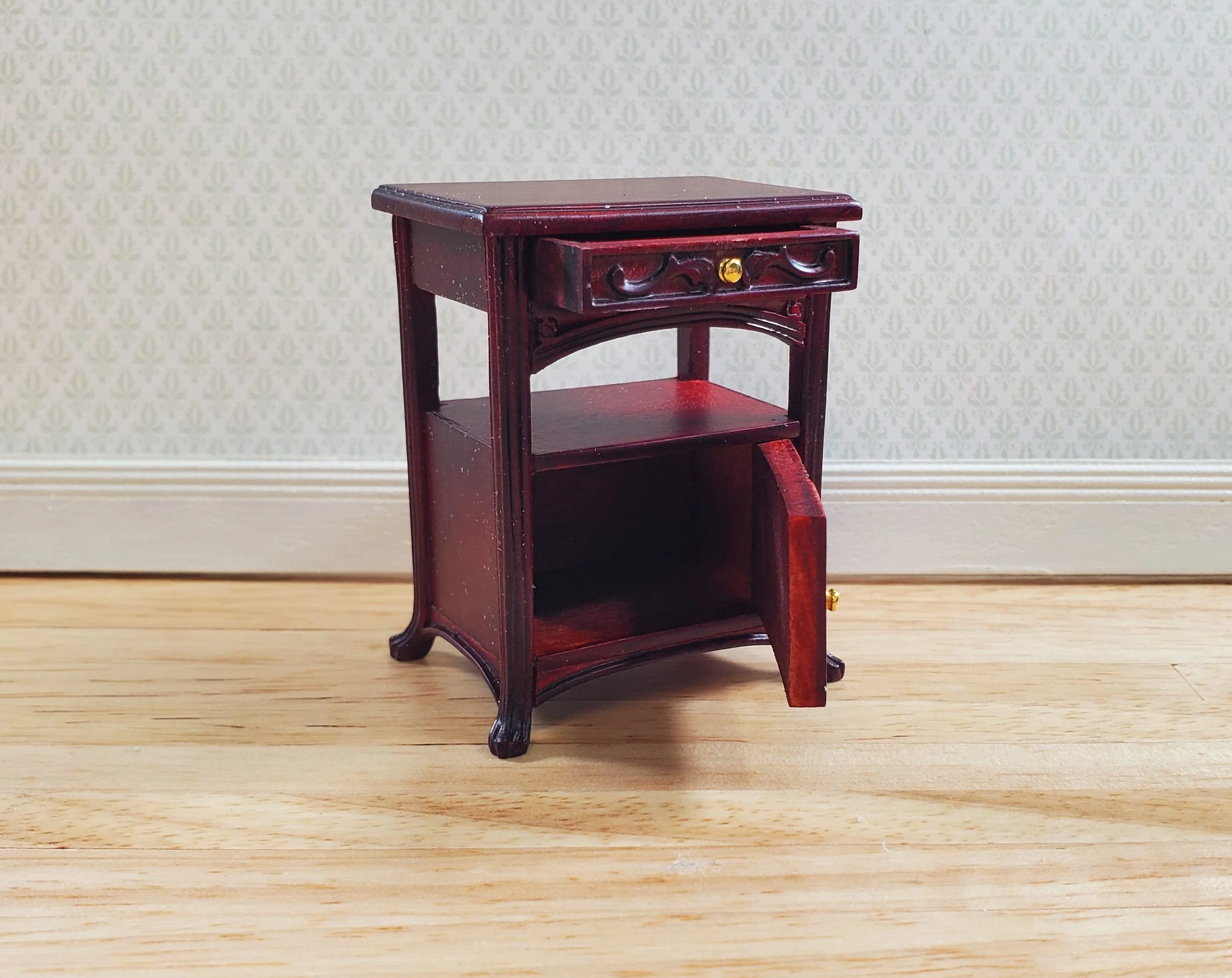 JBM Dollhouse Art Nouveau Side Table Nightstand 1:12 Scale Mahogany Finish - Image 3